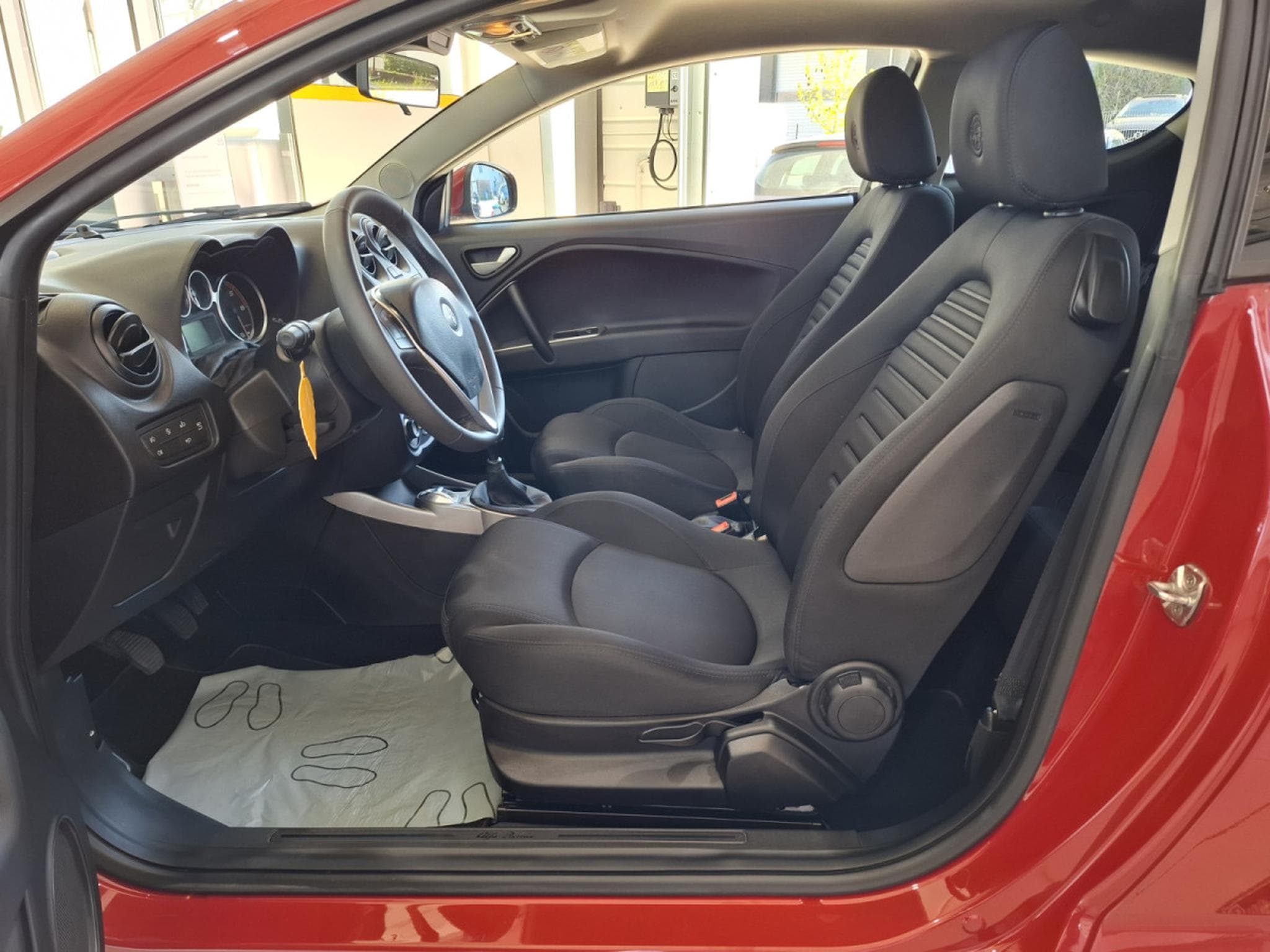 Alfa-Romeo Mito 1.3 MULTIJET , ALU 16'', BLUETOOTH, CARNET D'ENTRETIEN, GARA (2018) - Photo 5
