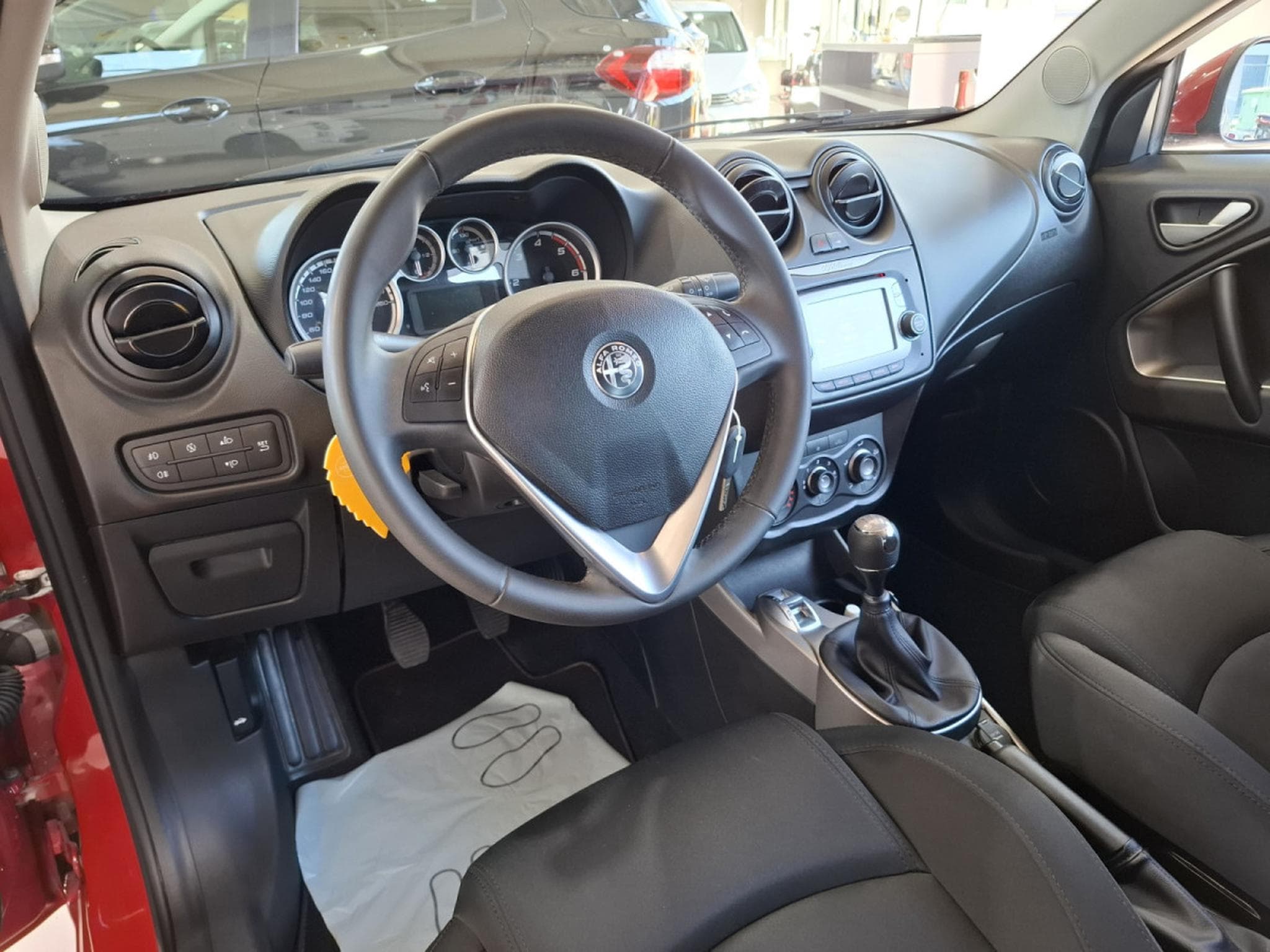 Alfa-Romeo Mito 1.3 MULTIJET , ALU 16'', BLUETOOTH, CARNET D'ENTRETIEN, GARA (2018) - Photo 6