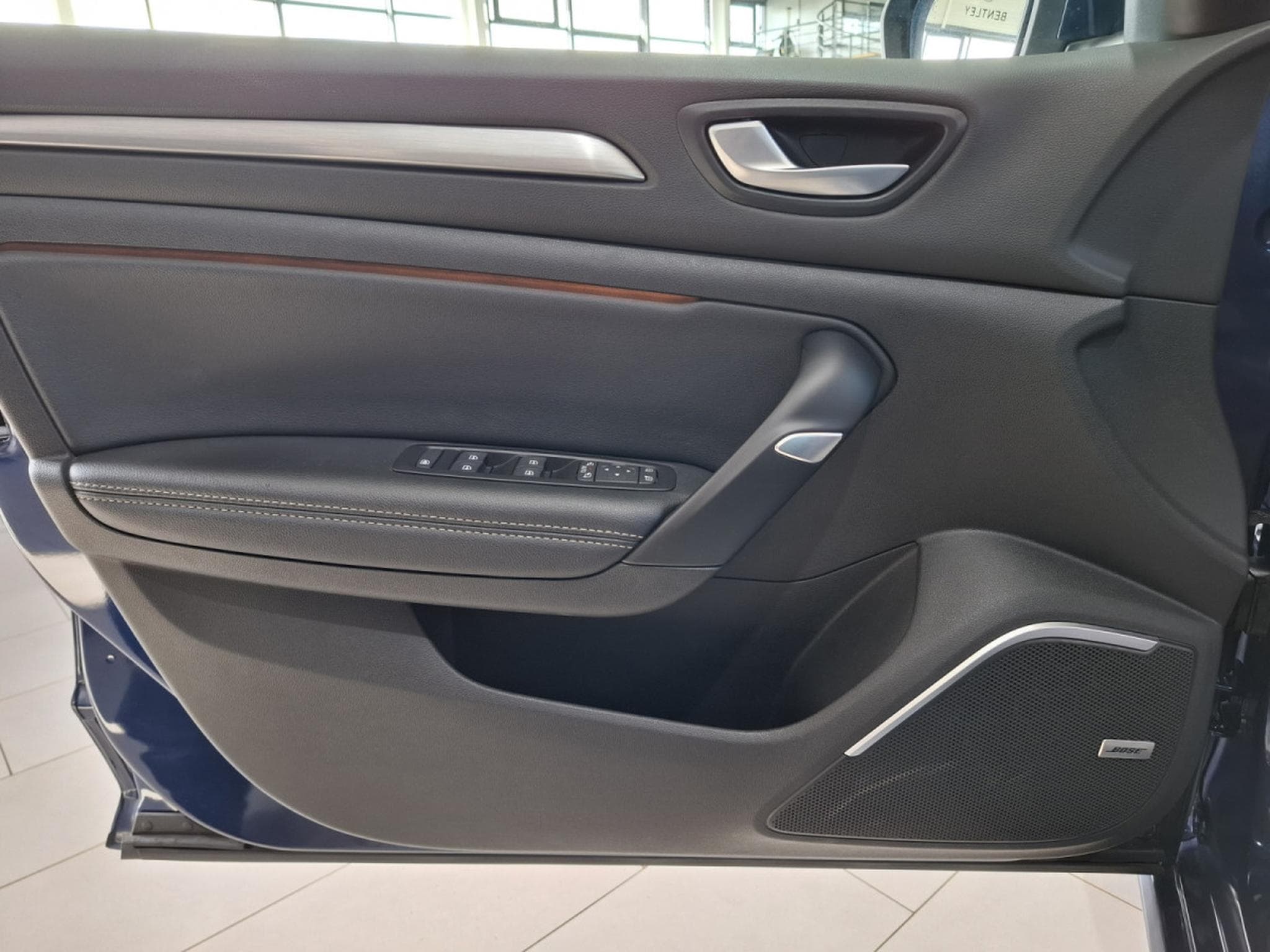 Renault Megane 1.6 DCI 130 BOSE EDITION, 1 HAND, CAMERA, CUIR, DIGITAL COCK (2018) - Foto 8