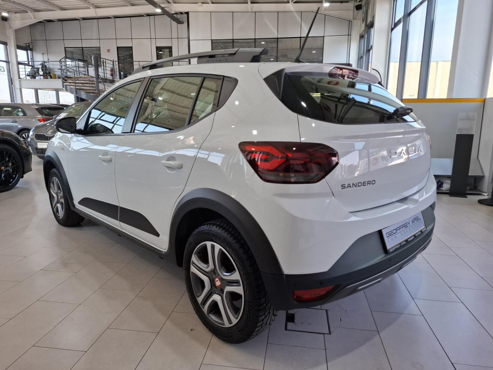 Dacia Sandero 1.0 TCe 90 Stepway, B.Auto., 1 HAND, CAMERA, NAVI, PDC, REGU (2023) - Photo 3