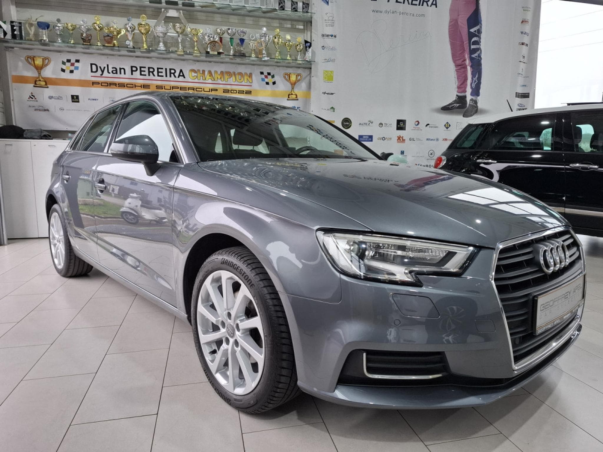 Audi A3 30 TFSI 116 SPORTBACK S-TRONIC DESIGN, CUIR, NAVI, XENON, LE (2017) - Photo 3