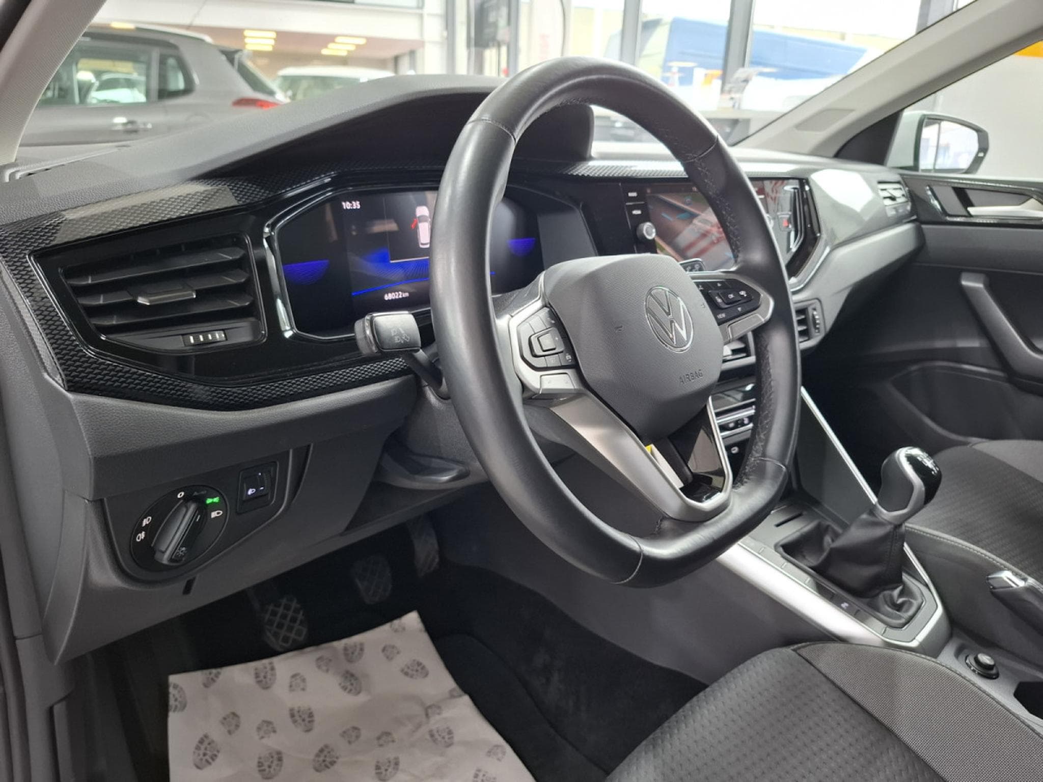 VW Polo 1.0 TSI 95 LIFE, 1 HAND, DIGITAL COCKPIT, CARPLAY, NAVI, FRA (2023) - Photo 11
