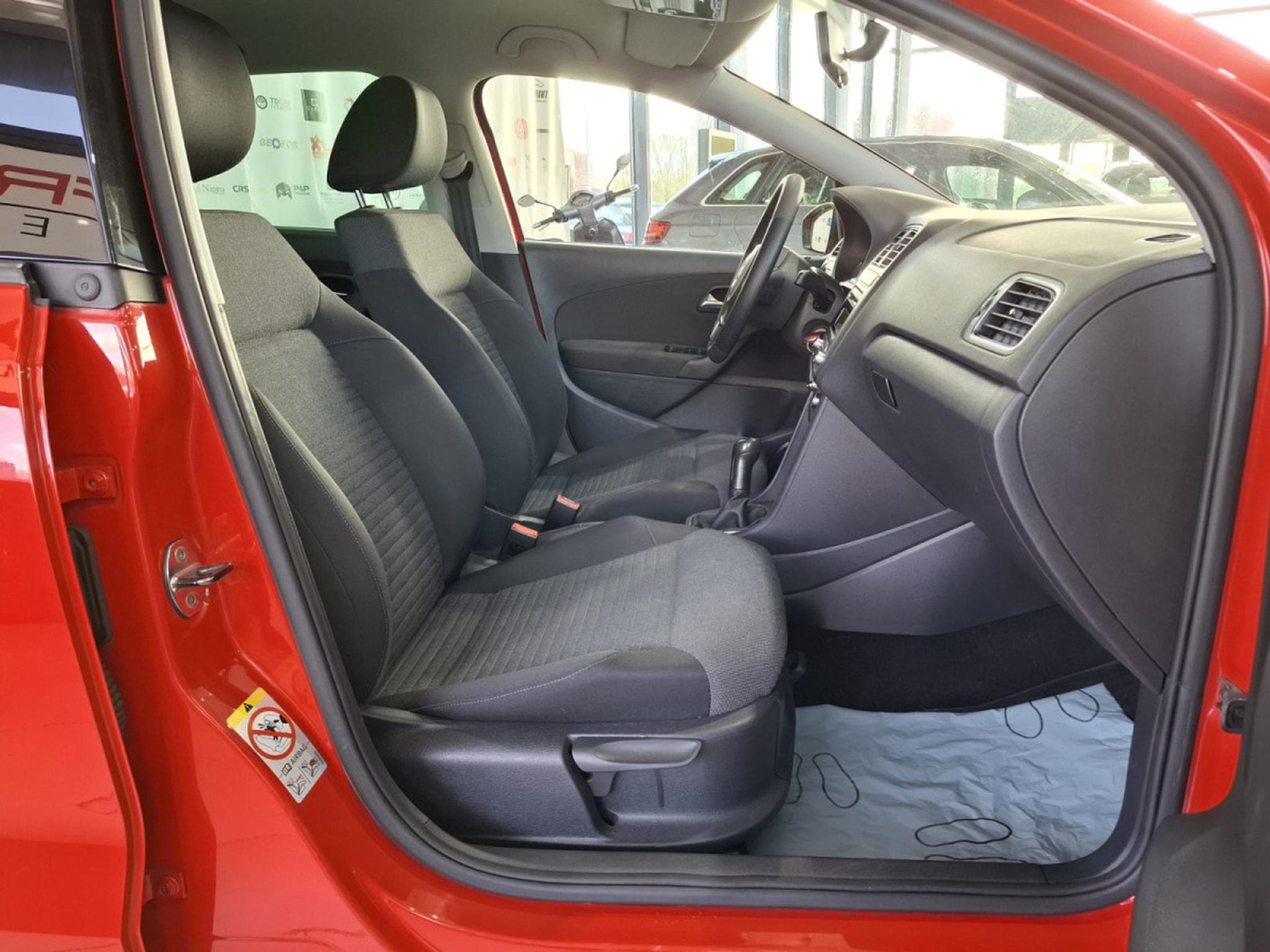 VW Polo 1.6 TDI 105 Comfortline GARANTIE 12 MOIS (2010) - Photo 9