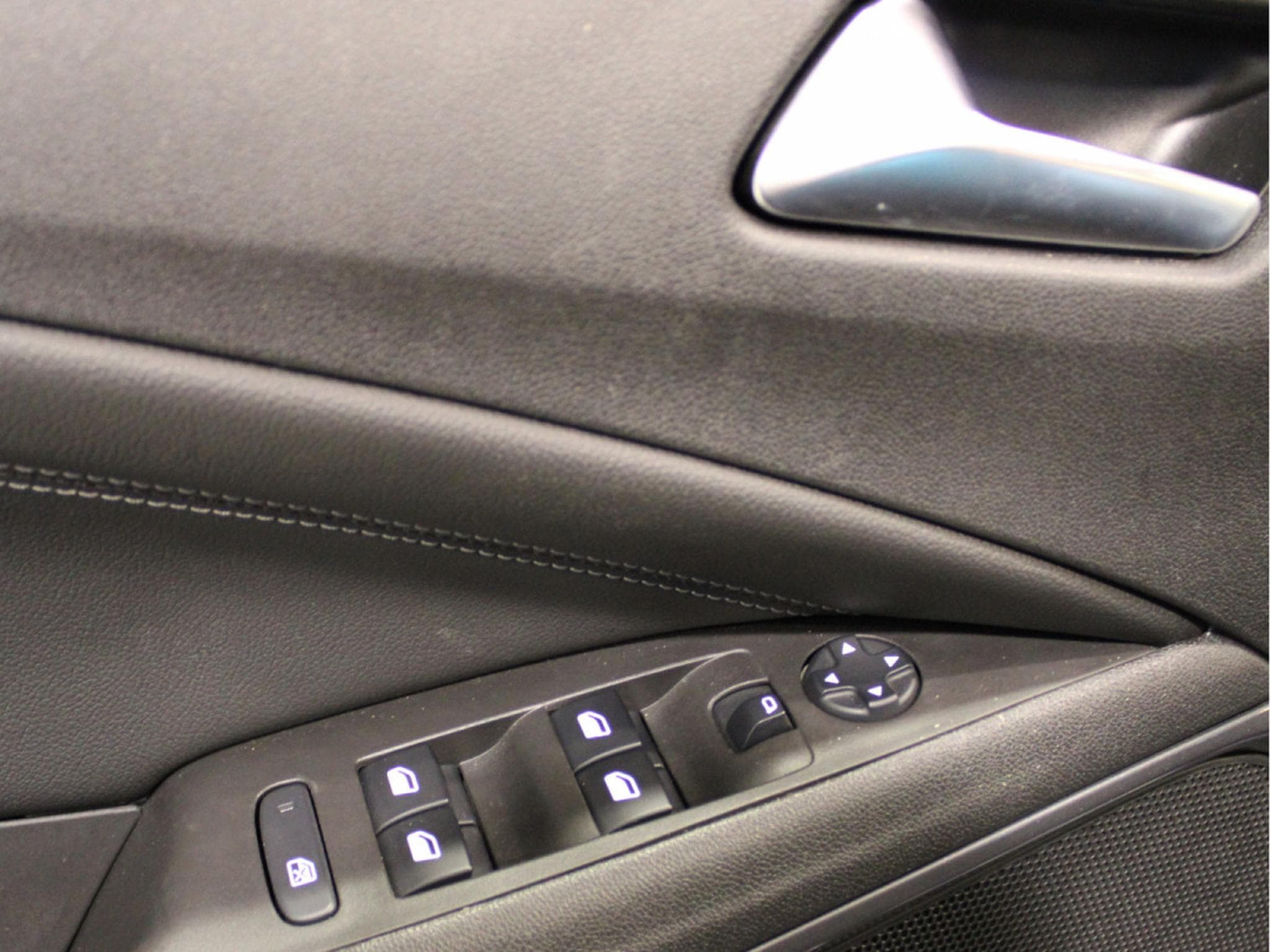 Opel Crossland 1.5 TURBO ELEGANCE 110, NAVI, CAMERA, CUIR (2021) - Photo 9
