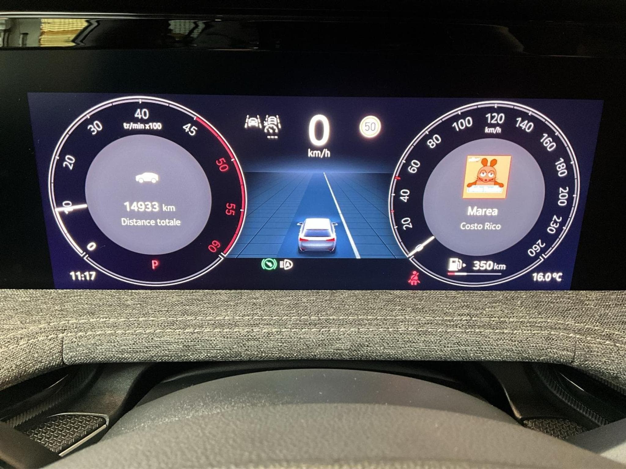 Skoda Superb Combi+Selection+DSG+Led+AHK (2025) - Photo 13
