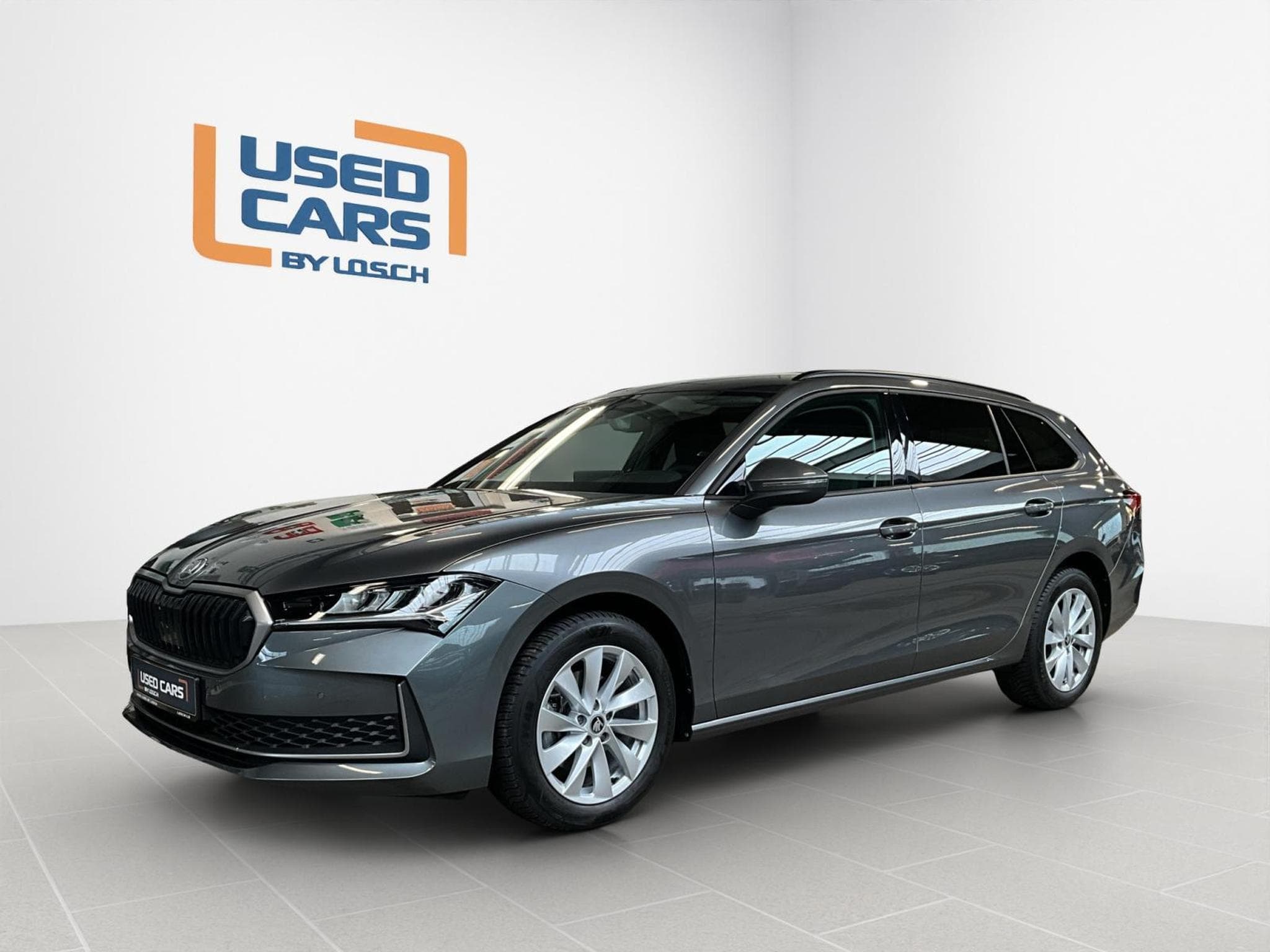 Skoda Superb Combi+Selection+DSG+Led+AHK (2025) - Photo 4