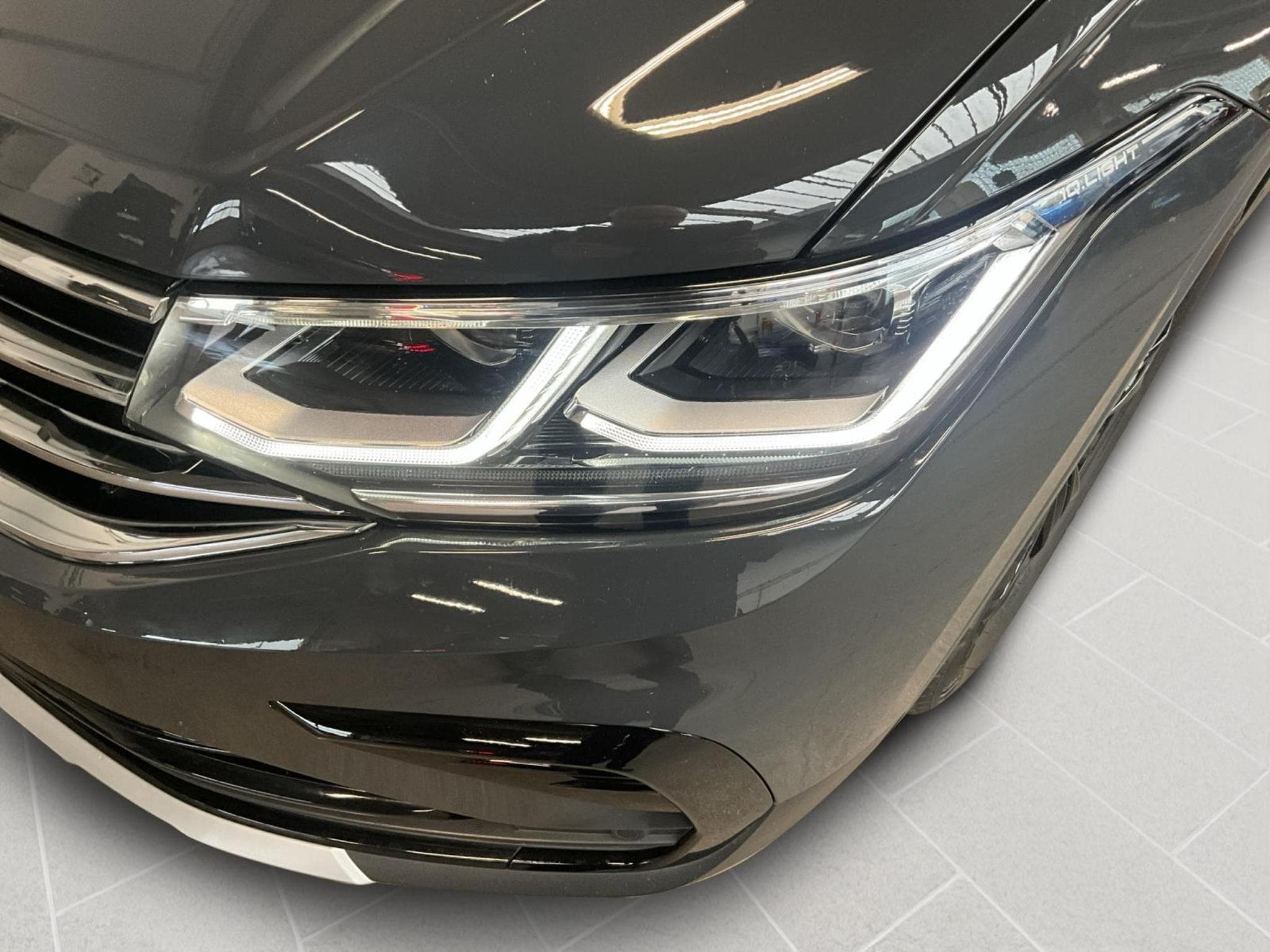 VW Tiguan Life-Urban-Sport+DSG+Led+Head+Sound (2024) - Photo 9