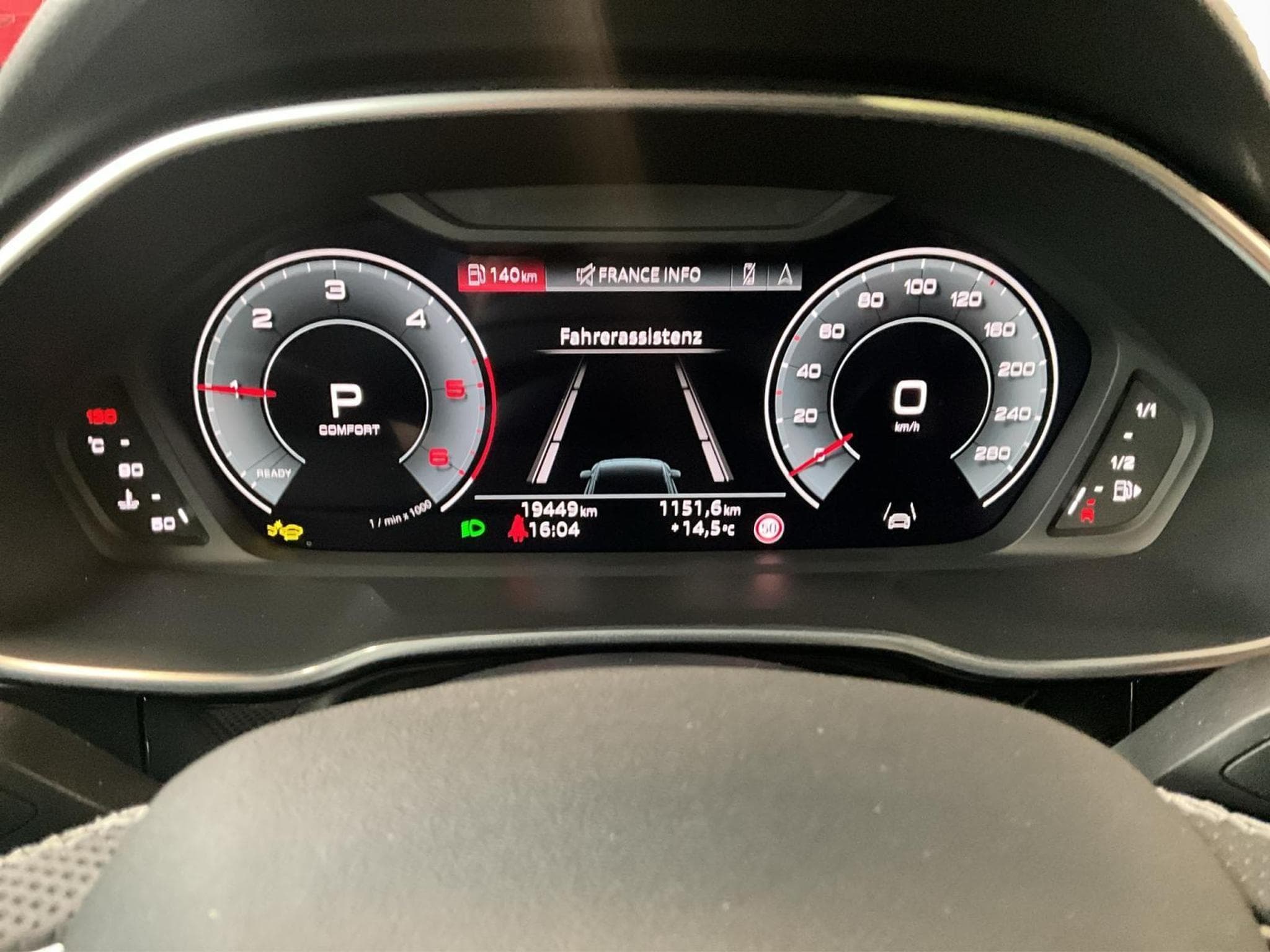 Audi Q3 SB+S-Line+40TDI+Quattro+S-Tronic+LED (2025) - Photo 11