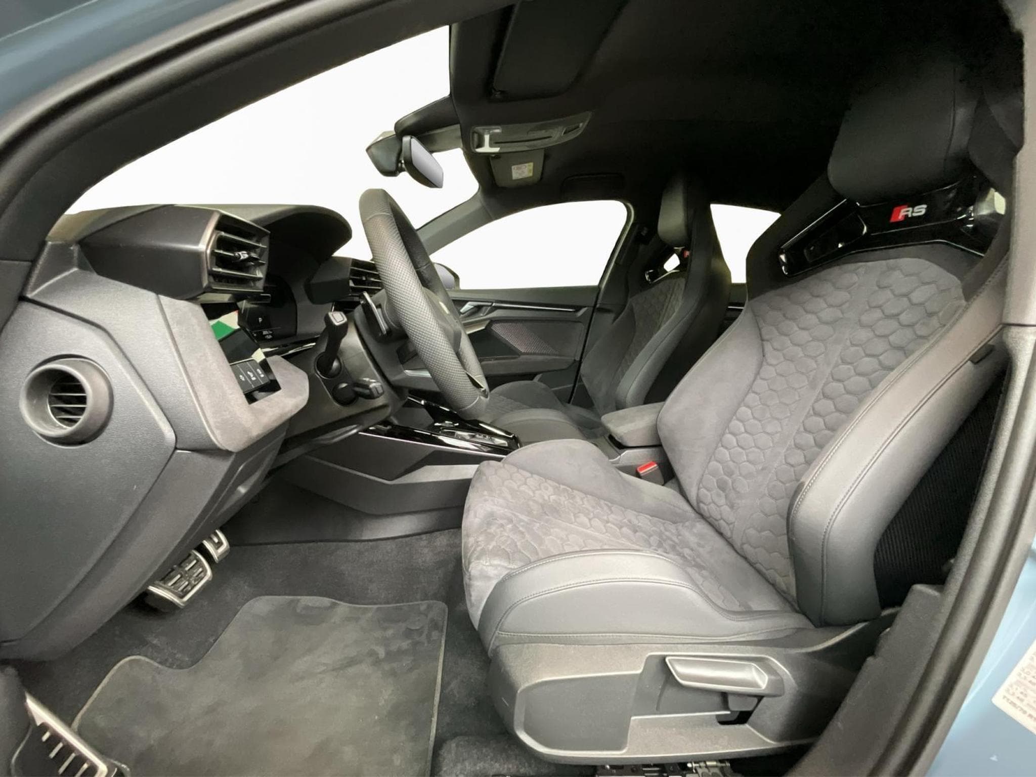 Audi RS3 Limo+TFSI+Quattro+Carbon+280km/h+Sonos (2025) - Foto 11