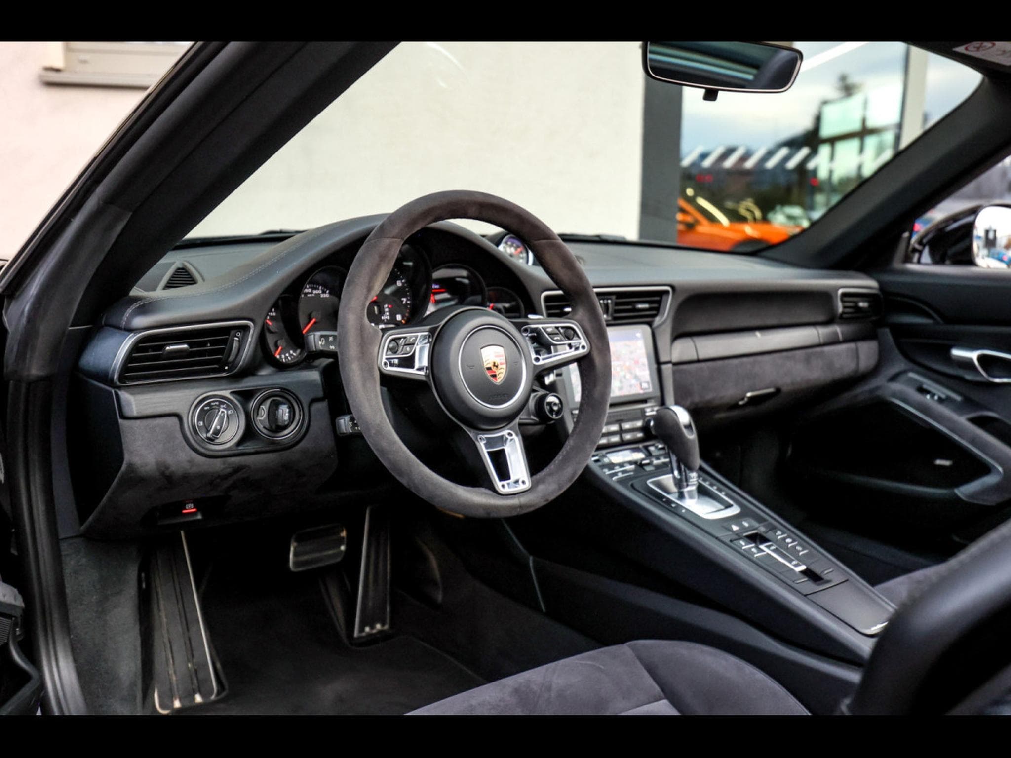 Porsche 911 .2 911 TARGA 4 GTS PDK (2017) - Foto 19