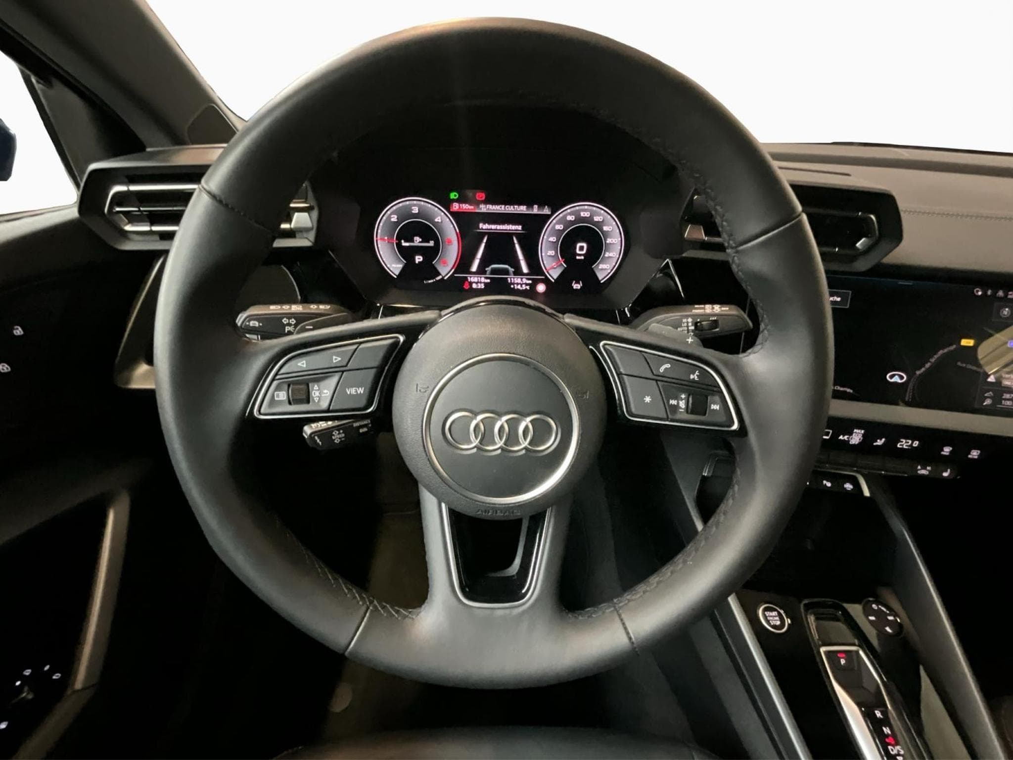 Audi A3 SB+S-Line+35TDI+S-Tronic+Led+DAB (2025) - Foto 12