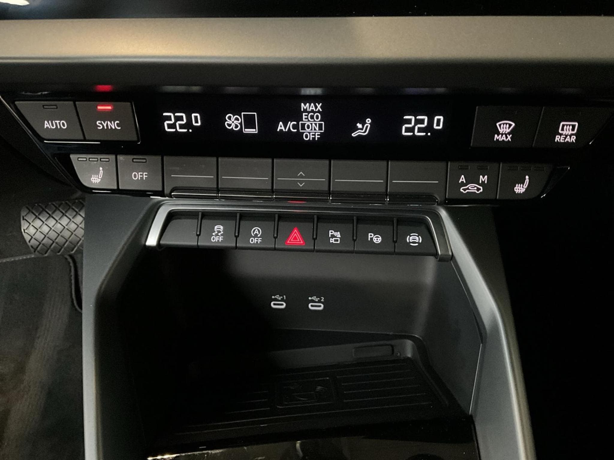 Audi A3 SB+S-Line+35TDI+S-Tronic+Led+DAB (2025) - Foto 14