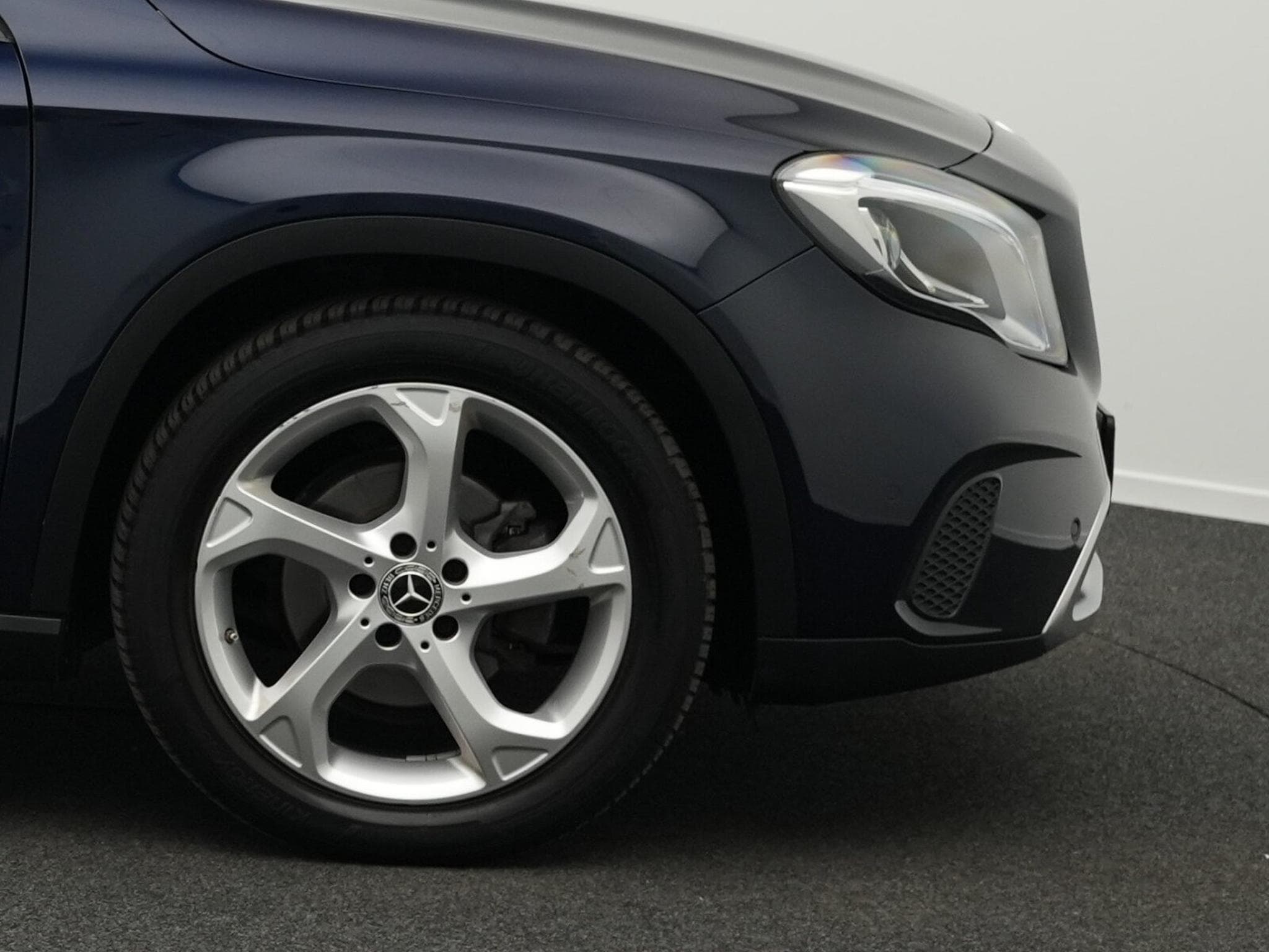 Mercedes GLA 200 d 4MATIC (2018) - Photo 6