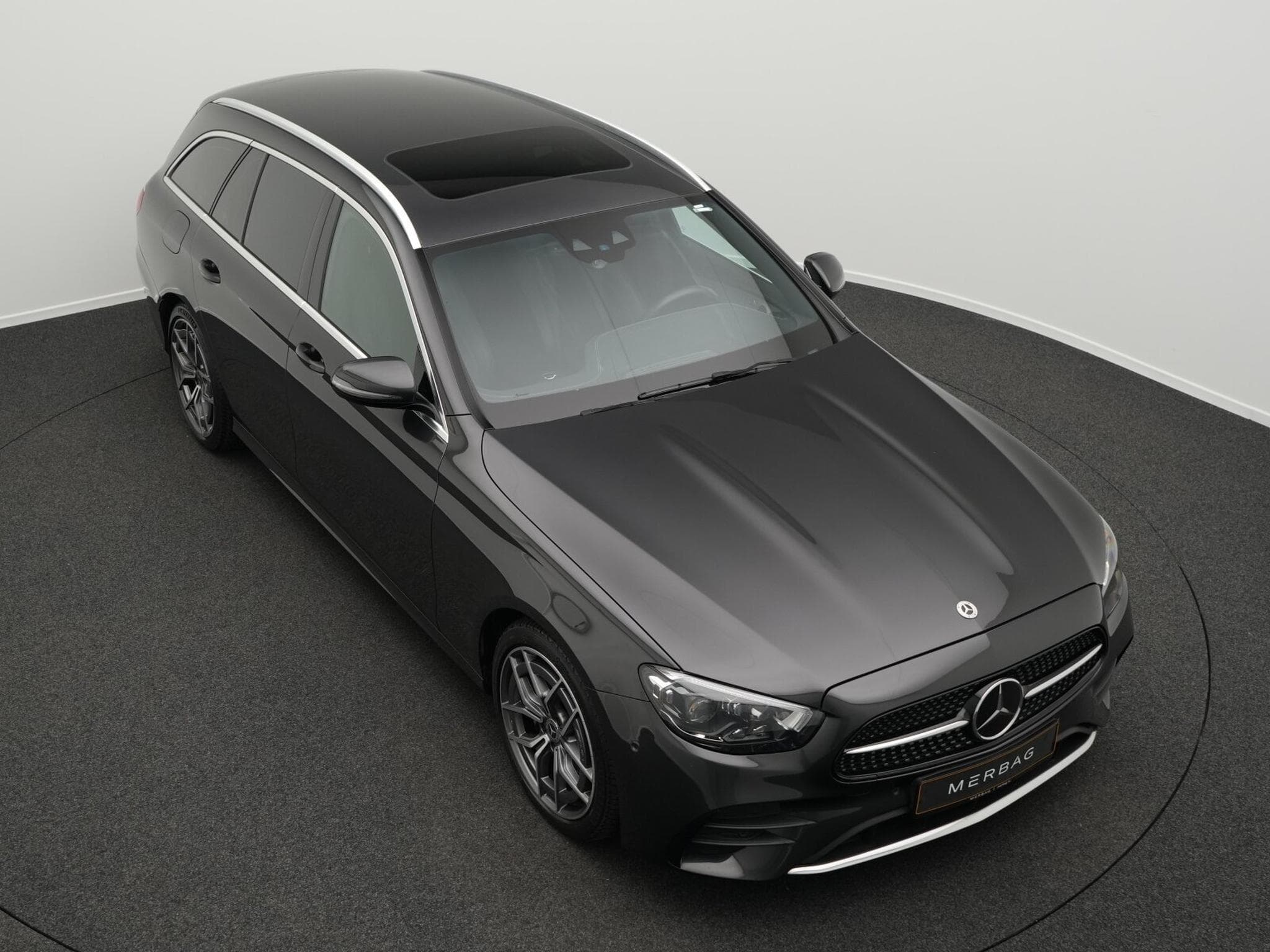Mercedes E 200 d T AMG-Line Multi+Kamera+Distr+19" (2021) - Photo 10