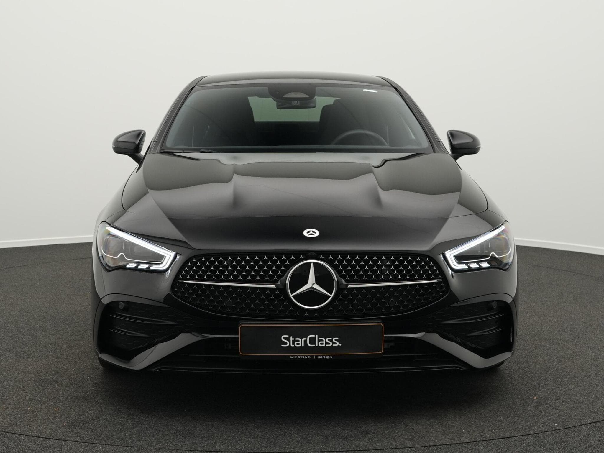 Mercedes CLA 200 d AMG-Line Cpe Multi+Kamera+Night+19" (2025) - Photo 2