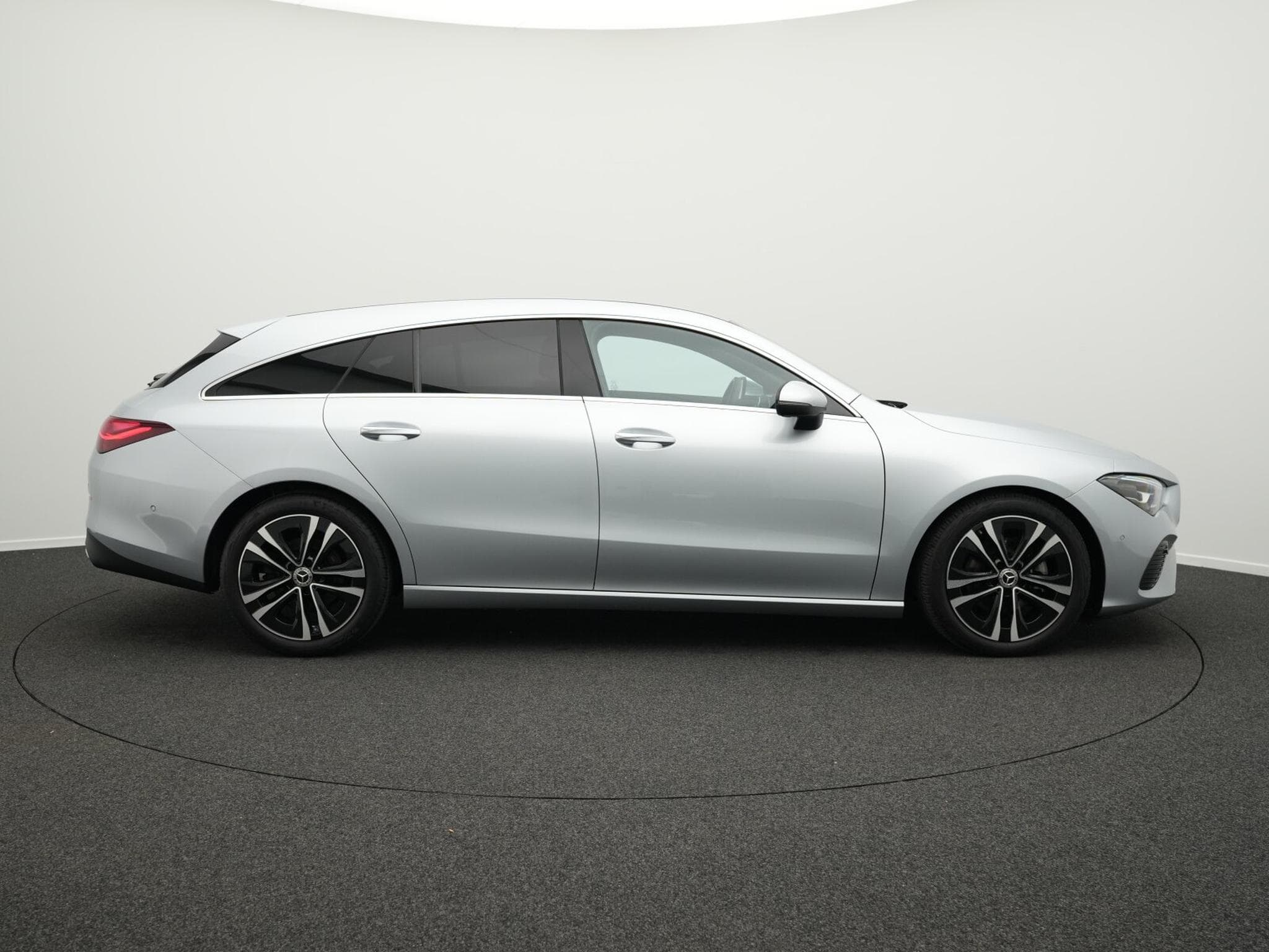 Mercedes CLA 180 d Shooting Brake Progressive Line Advan. (2024) - Photo 5