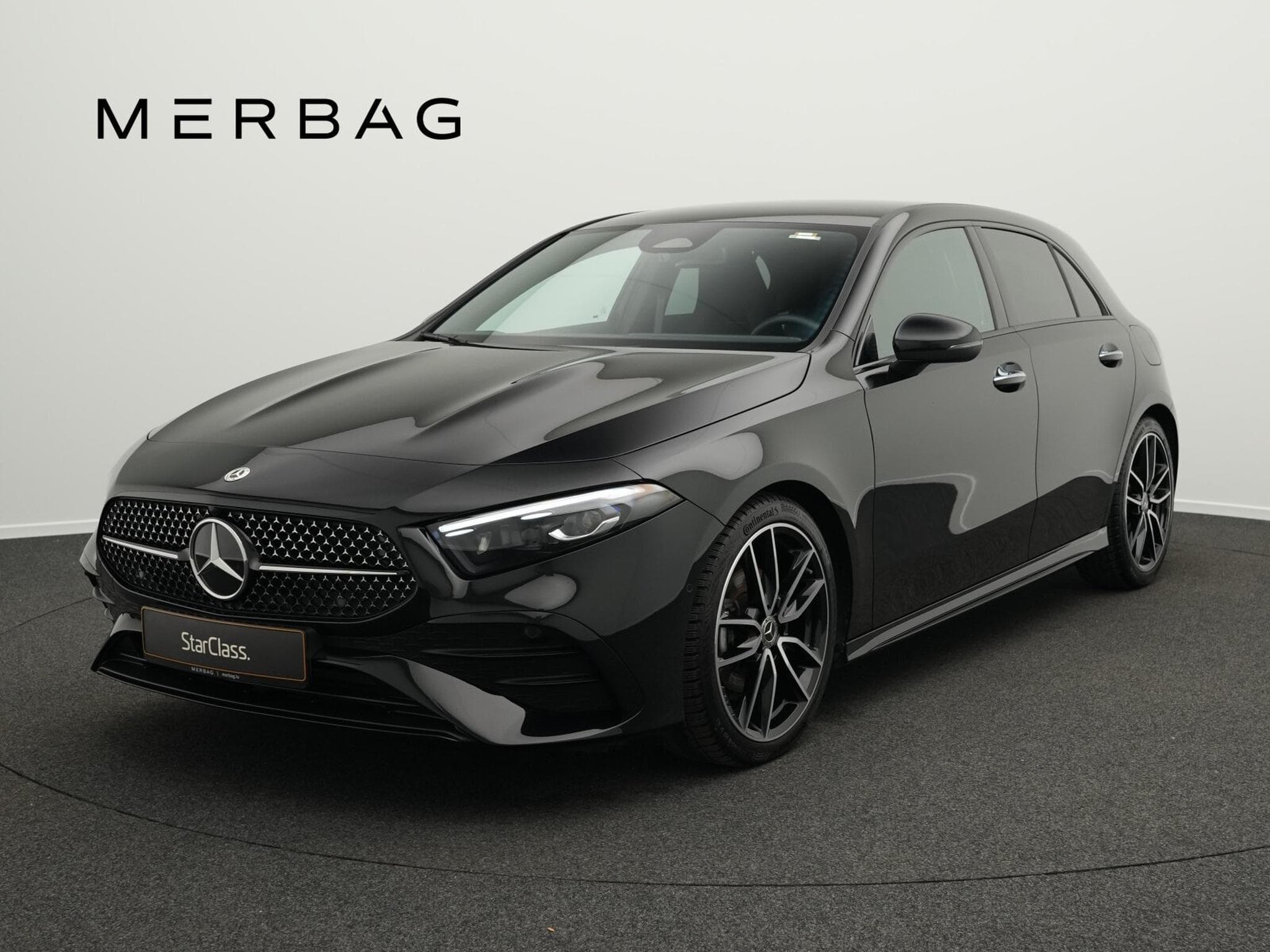 Mercedes A 200 d AMG-Line Multi+Kamera+Night+19" (2025) - Photo 1