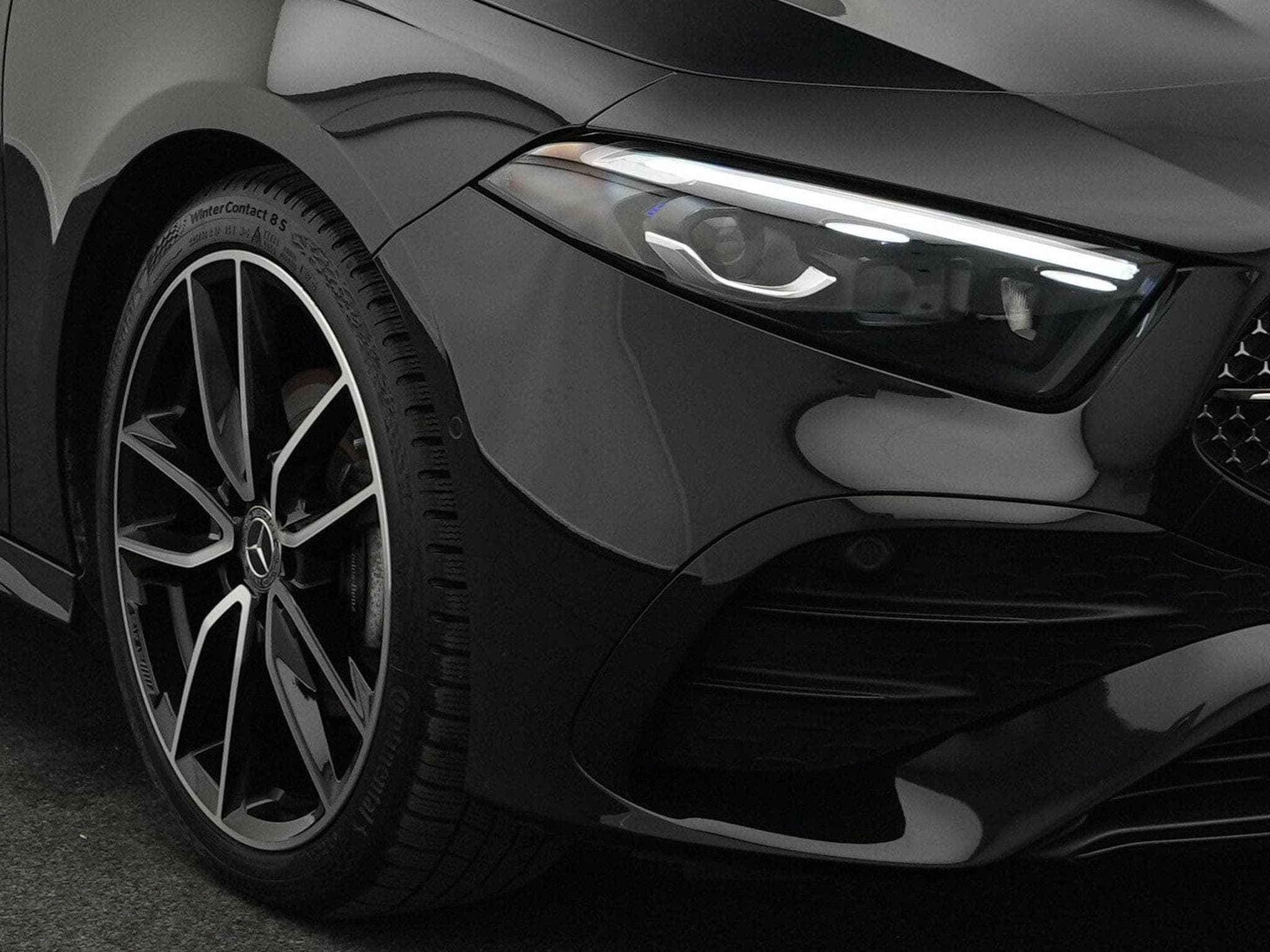 Mercedes A 200 d AMG-Line Multi+Kamera+Night+19" (2025) - Photo 7
