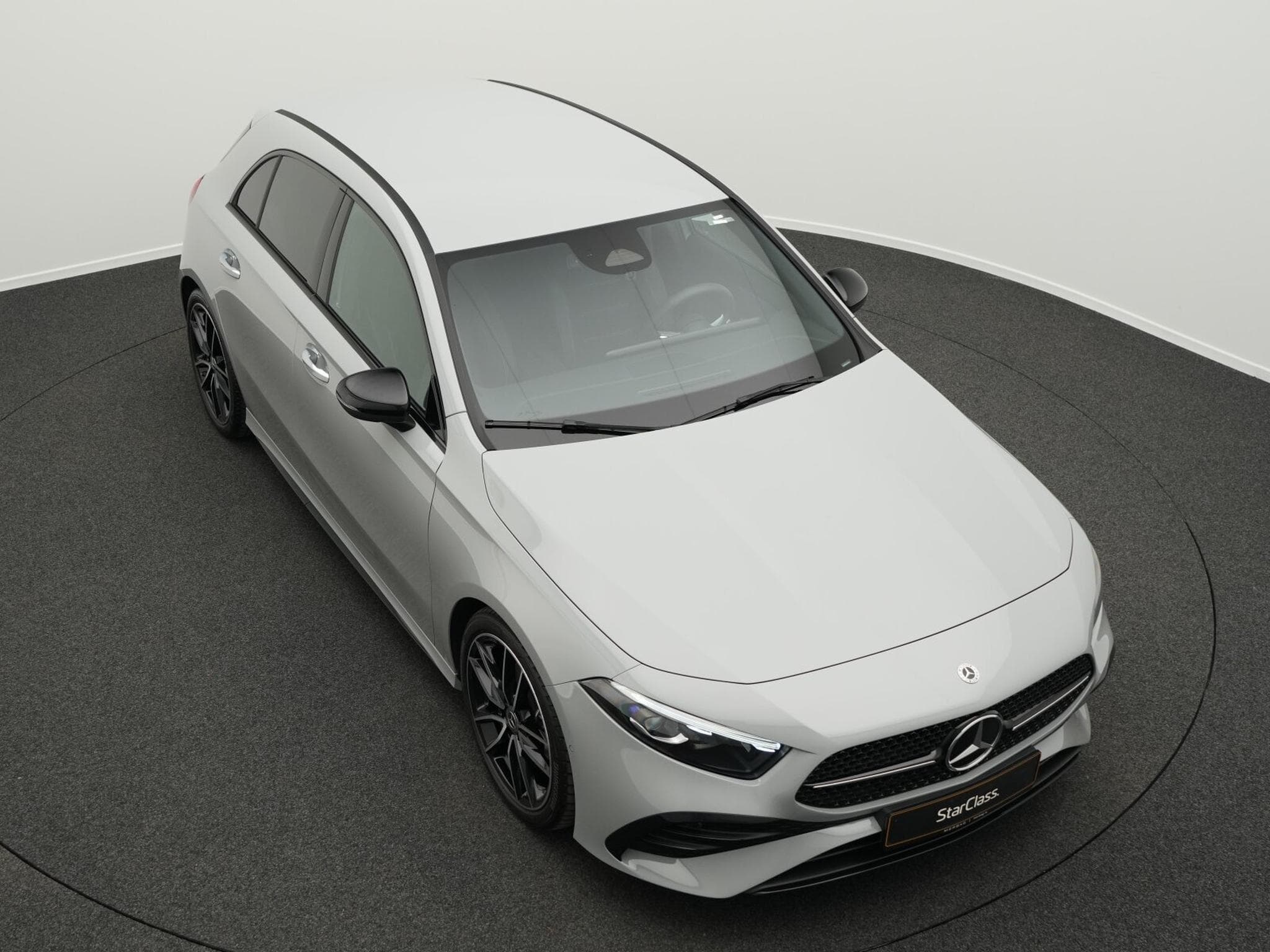 Mercedes A 200 AMG-Line Multi+Kamera+Distr+Night+19" (2025) - Photo 10