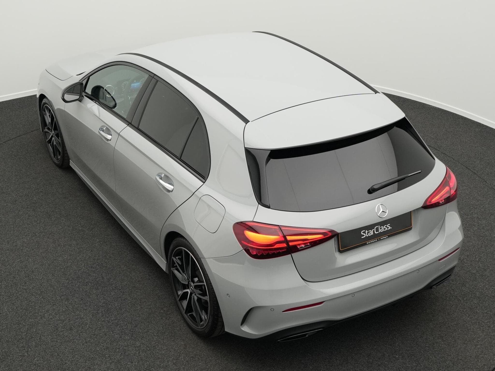 Mercedes A 200 AMG-Line Multi+Kamera+Distr+Night+19" (2025) - Photo 11