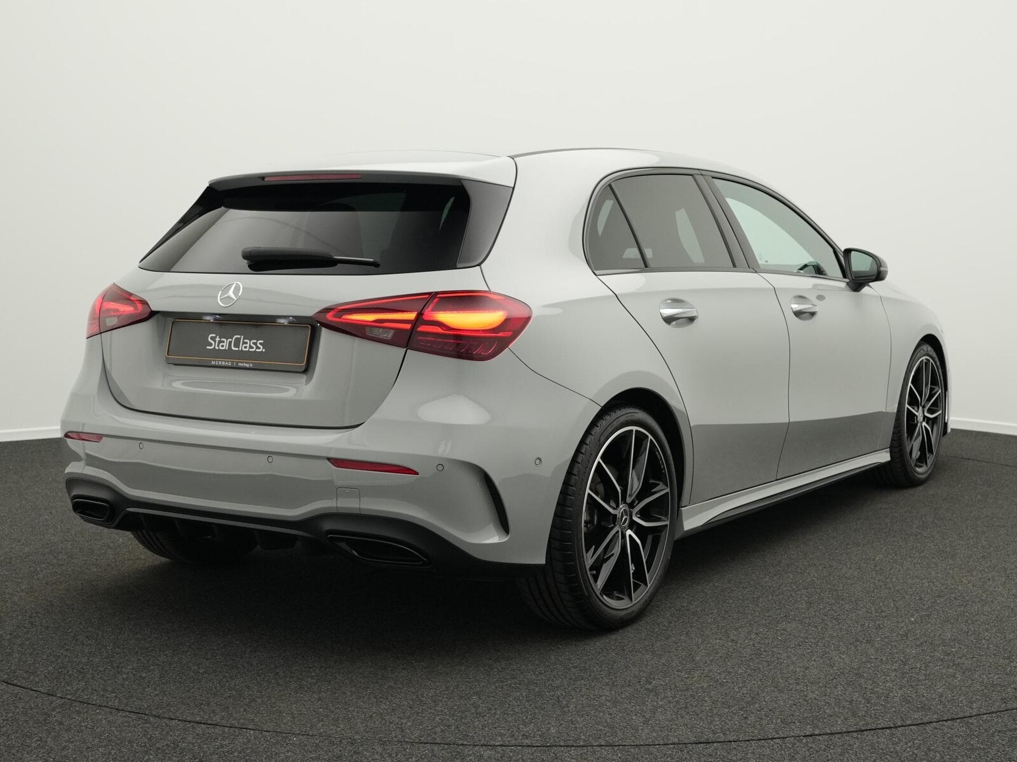 Mercedes A 200 AMG-Line Multi+Kamera+Distr+Night+19" (2025) - Photo 3