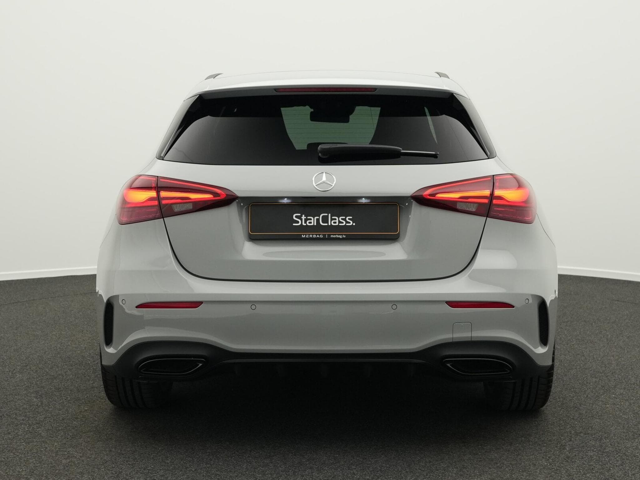 Mercedes A 200 AMG-Line Multi+Kamera+Distr+Night+19" (2025) - Photo 4