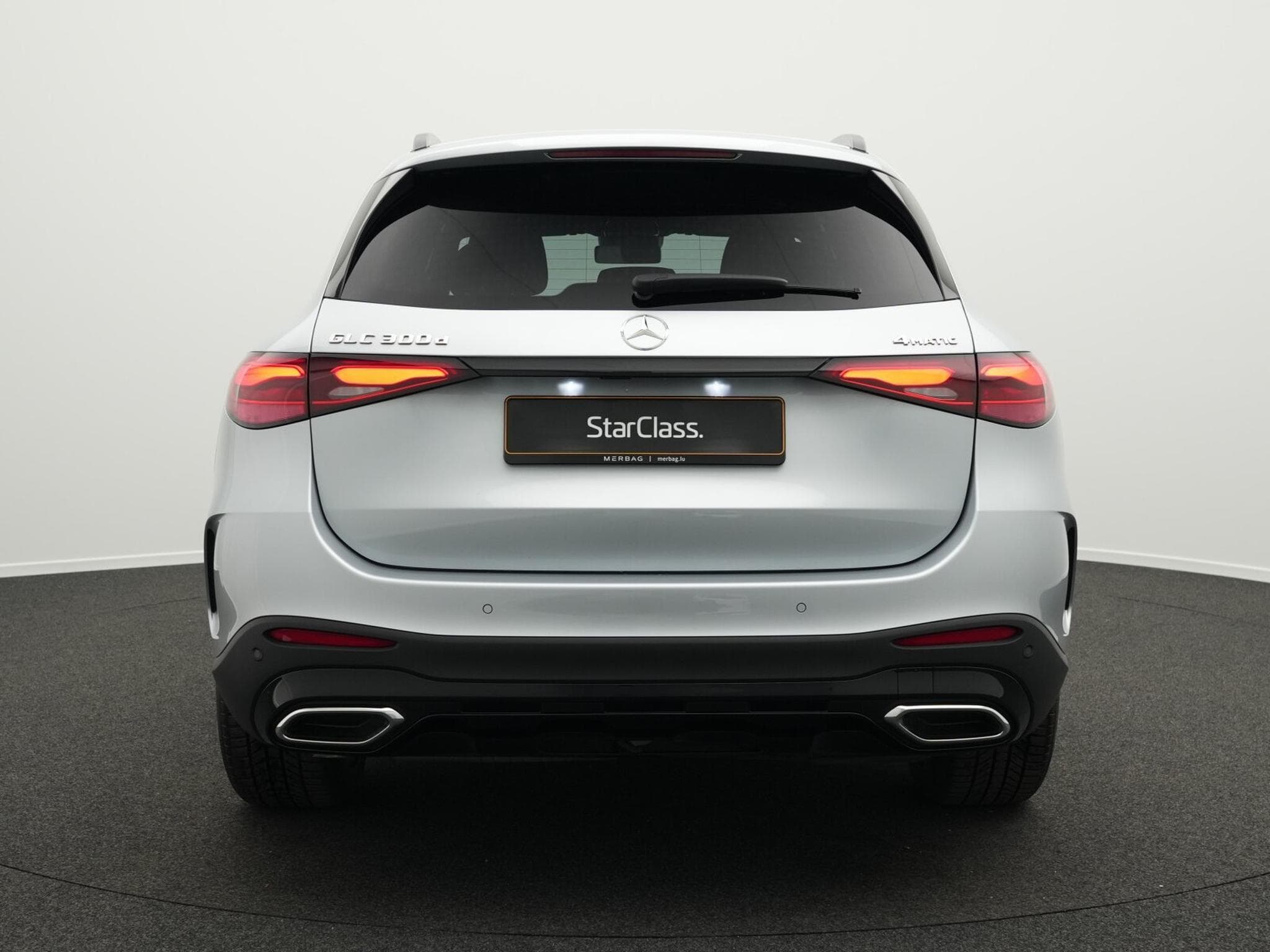 Mercedes GLC 300 d 4M AMG-Line LED+Kamera+Memo+Night+AHK (2025) - Photo 4