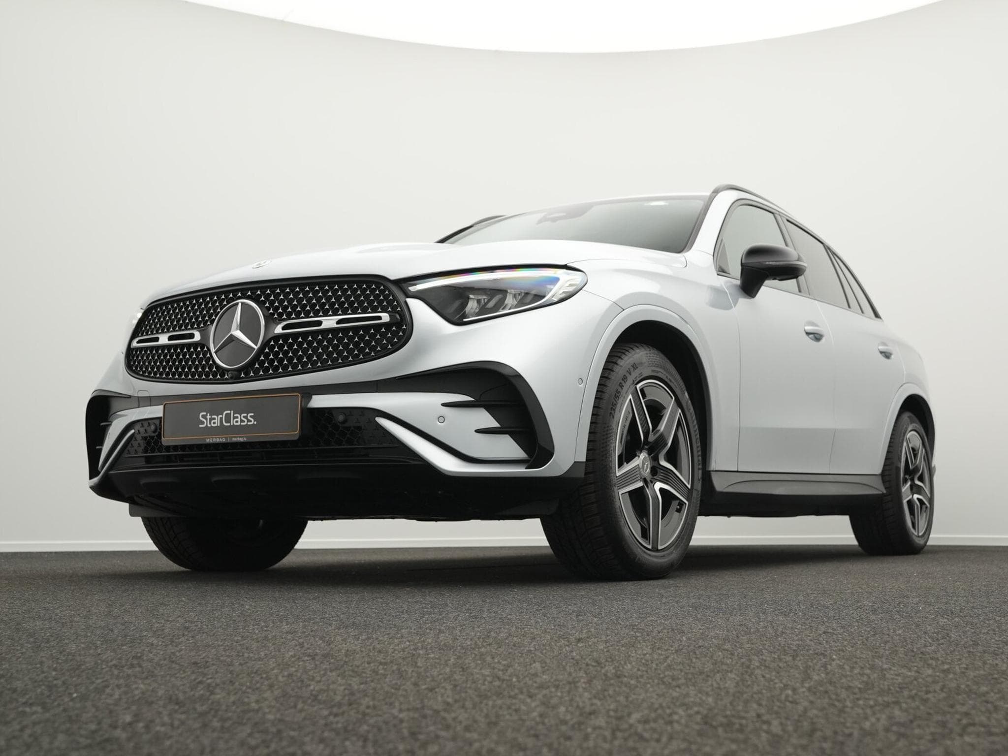 Mercedes GLC 300 d 4M AMG-Line LED+Kamera+Memo+Night+AHK (2025) - Photo 8