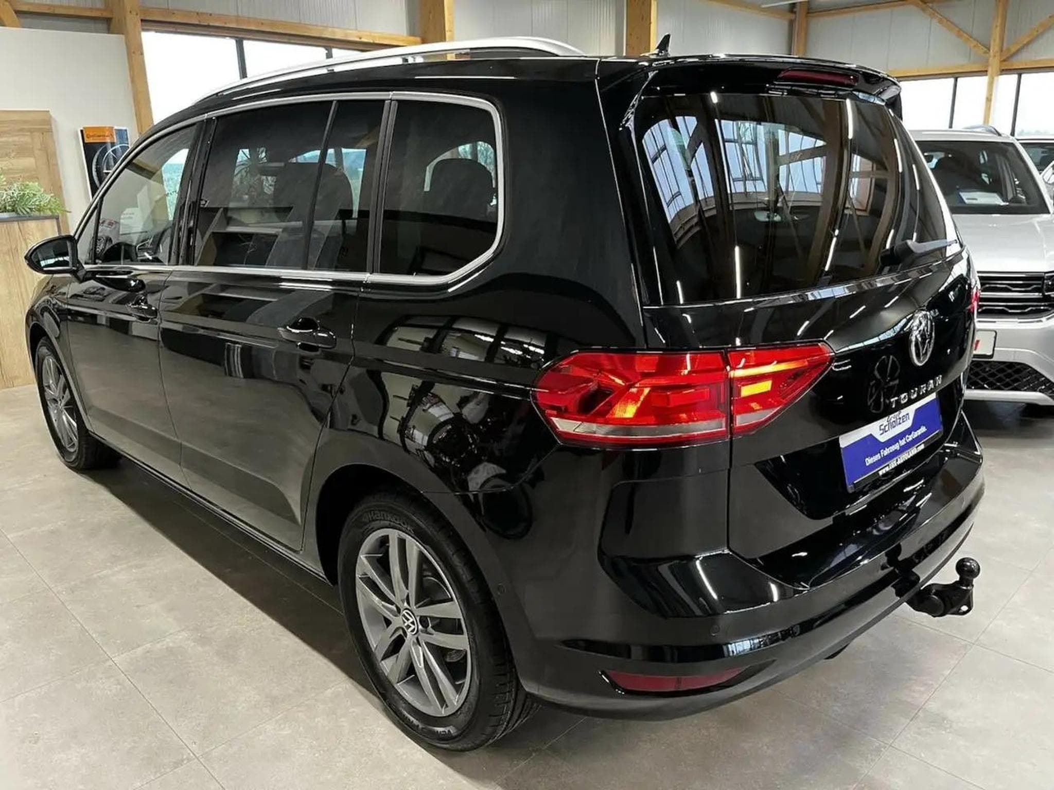VW Touran (2025) - Foto 22