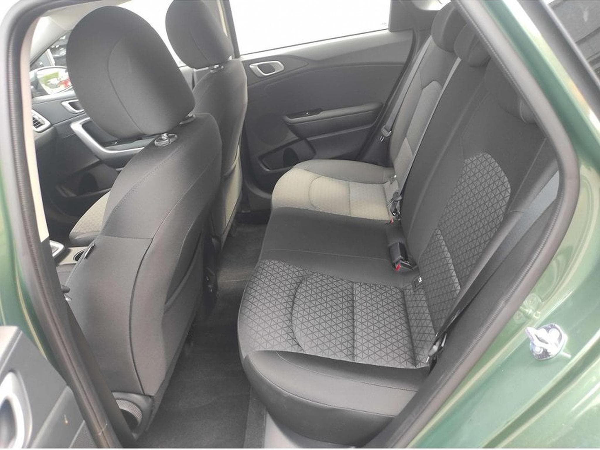 Kia Ceed (2018) - Foto 14