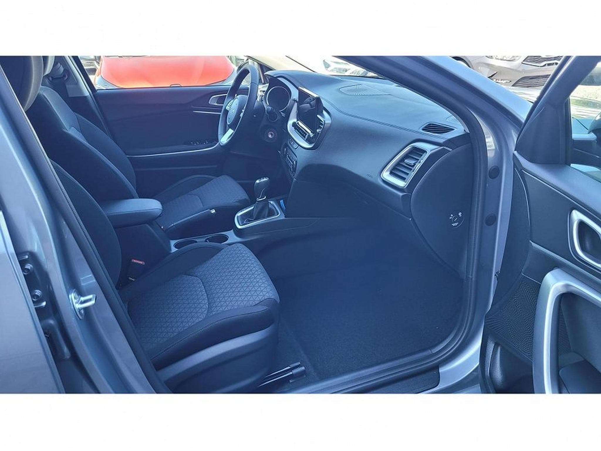 Kia Ceed (2026) - Foto 10