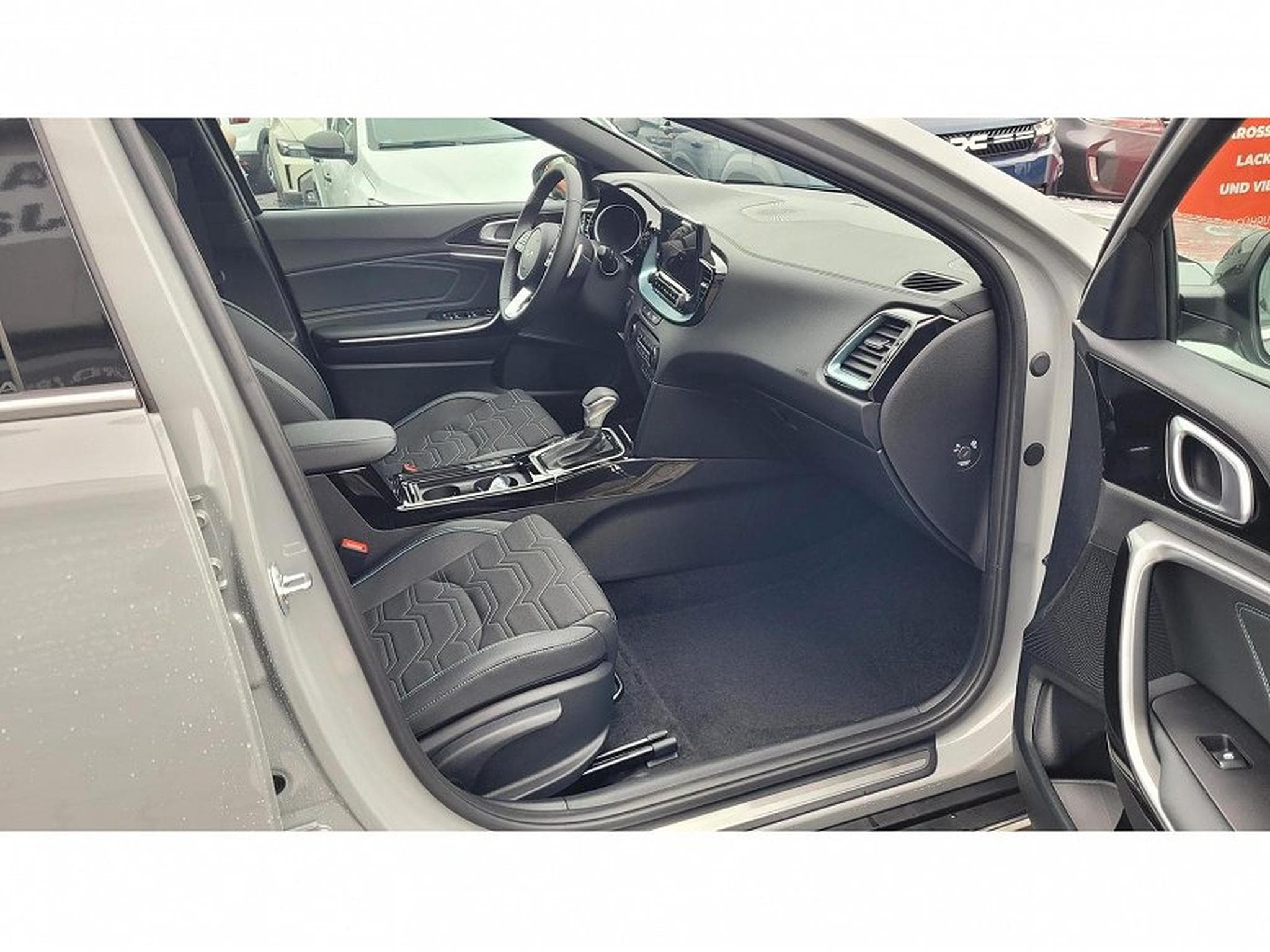 Kia XCeed (2026) - Photo 11