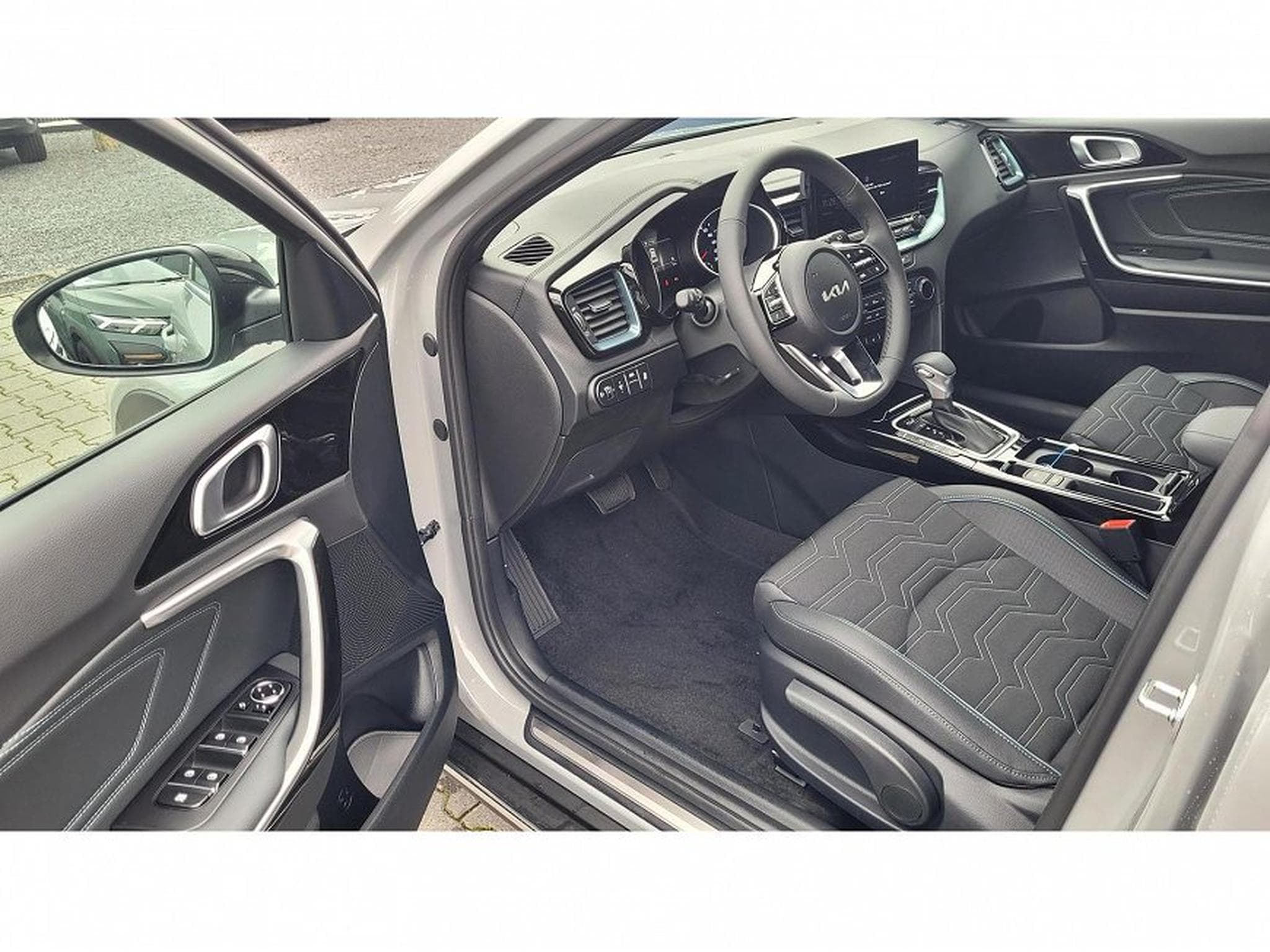 Kia XCeed (2026) - Photo 8