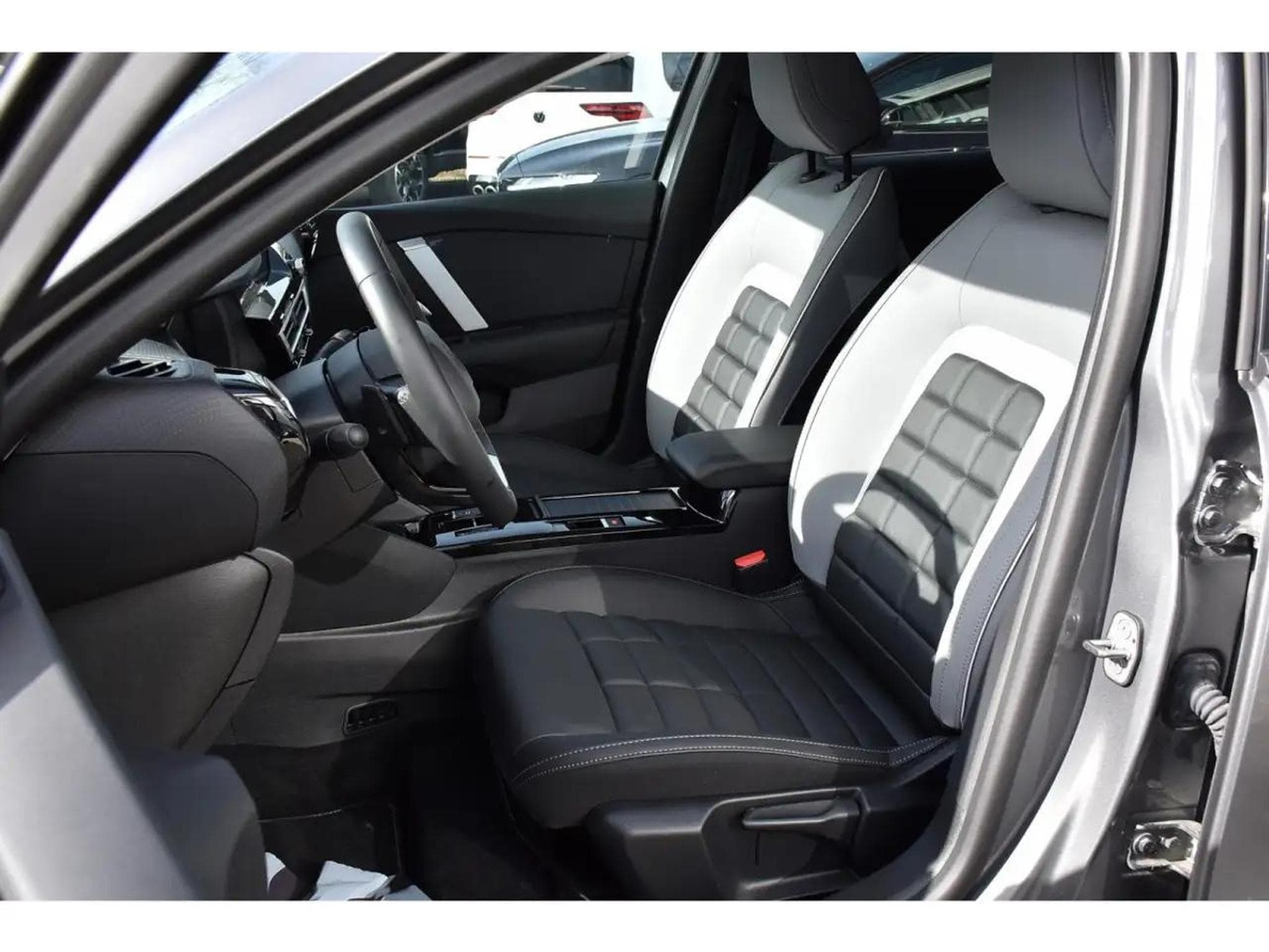 Citroën C4 (2025) - Photo 2