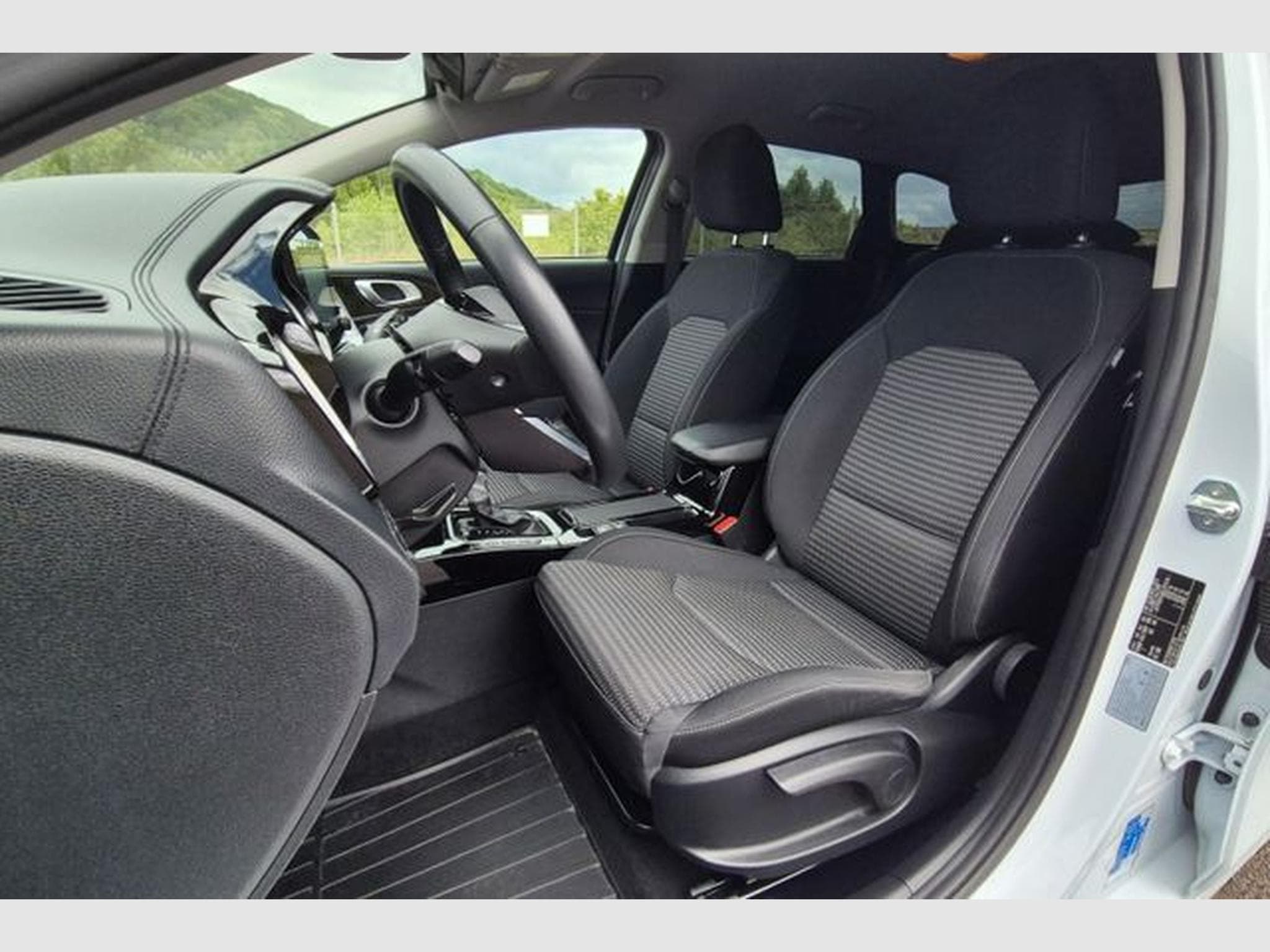 Kia Ceed Ceed Sportswagon 1.6 Plug-in Hybrid Vision, LED. (2022) - Photo 13