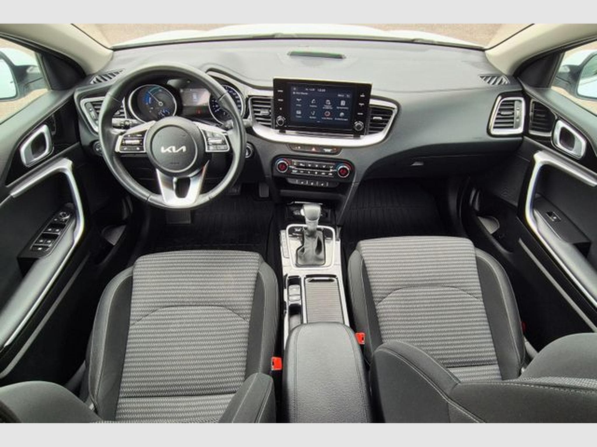 Kia Ceed Ceed Sportswagon 1.6 Plug-in Hybrid Vision, LED. (2022) - Photo 9