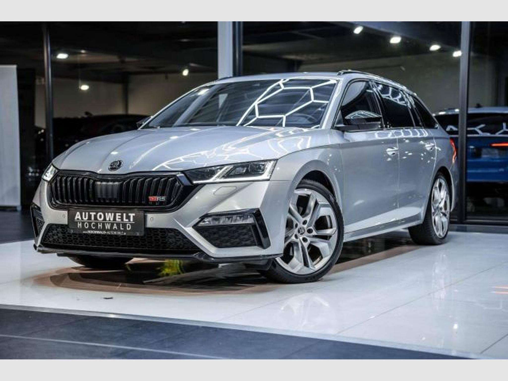 Skoda Octavia Octavia RS 2.0 TDI DSG NAVI LED Head-Up Canton (2022) - Photo 2