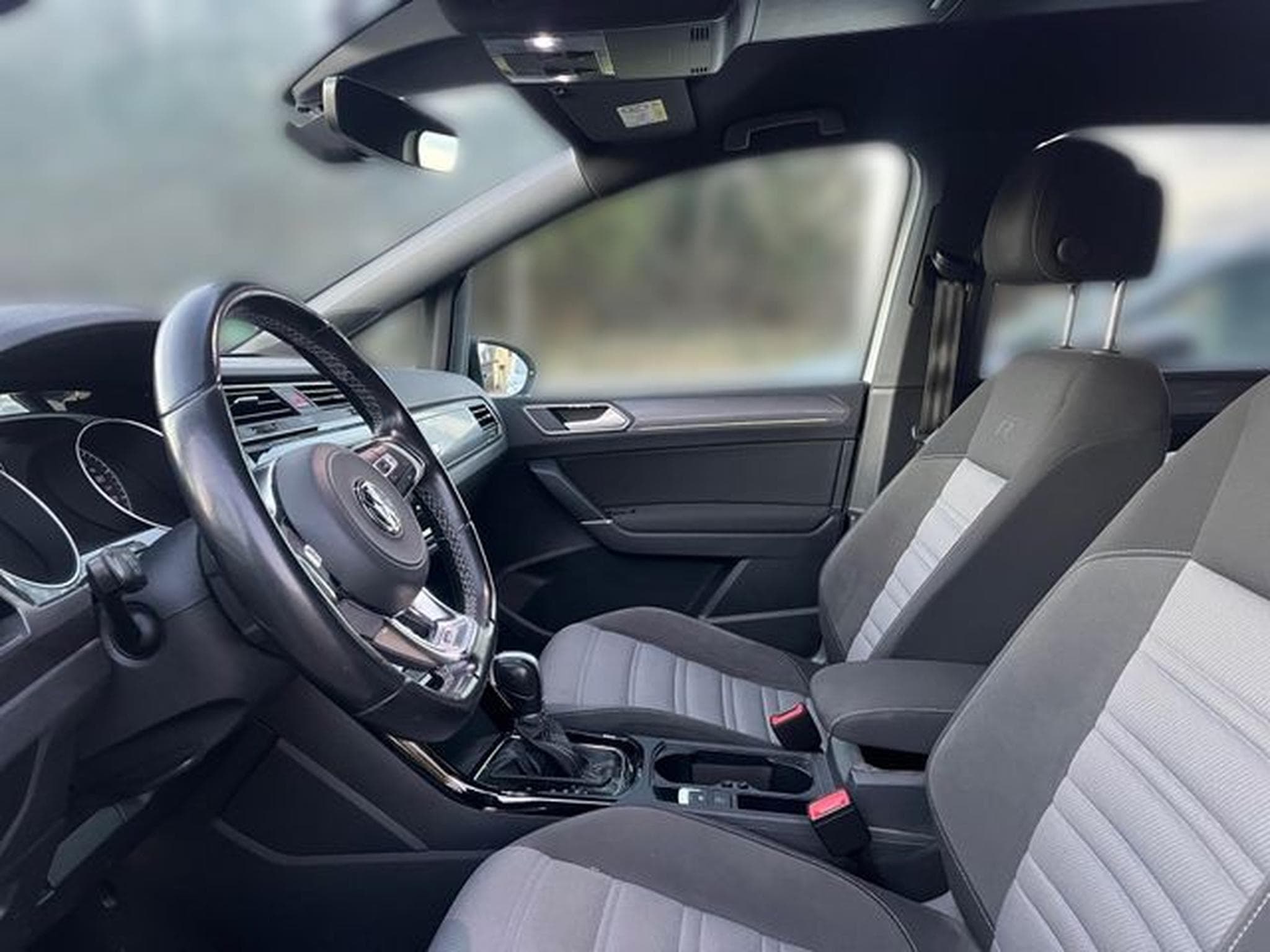 VW Touran Touran Highline R-Line BMT/Start-Stopp (2017) - Photo 8