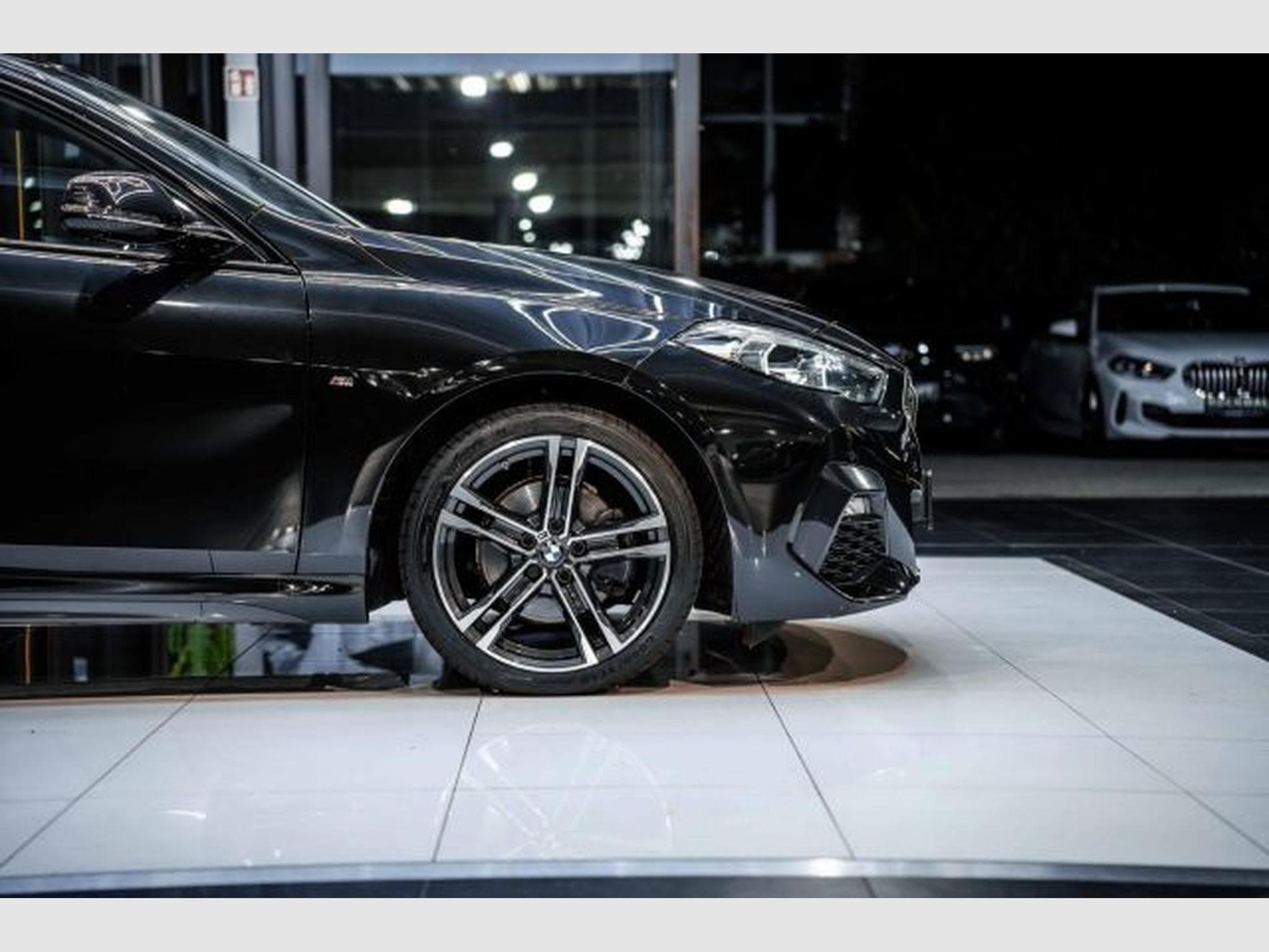 BMW 218 218i Gran Coupe M-Sport NAVI LED RFK Ambiente (2024) - Foto 9