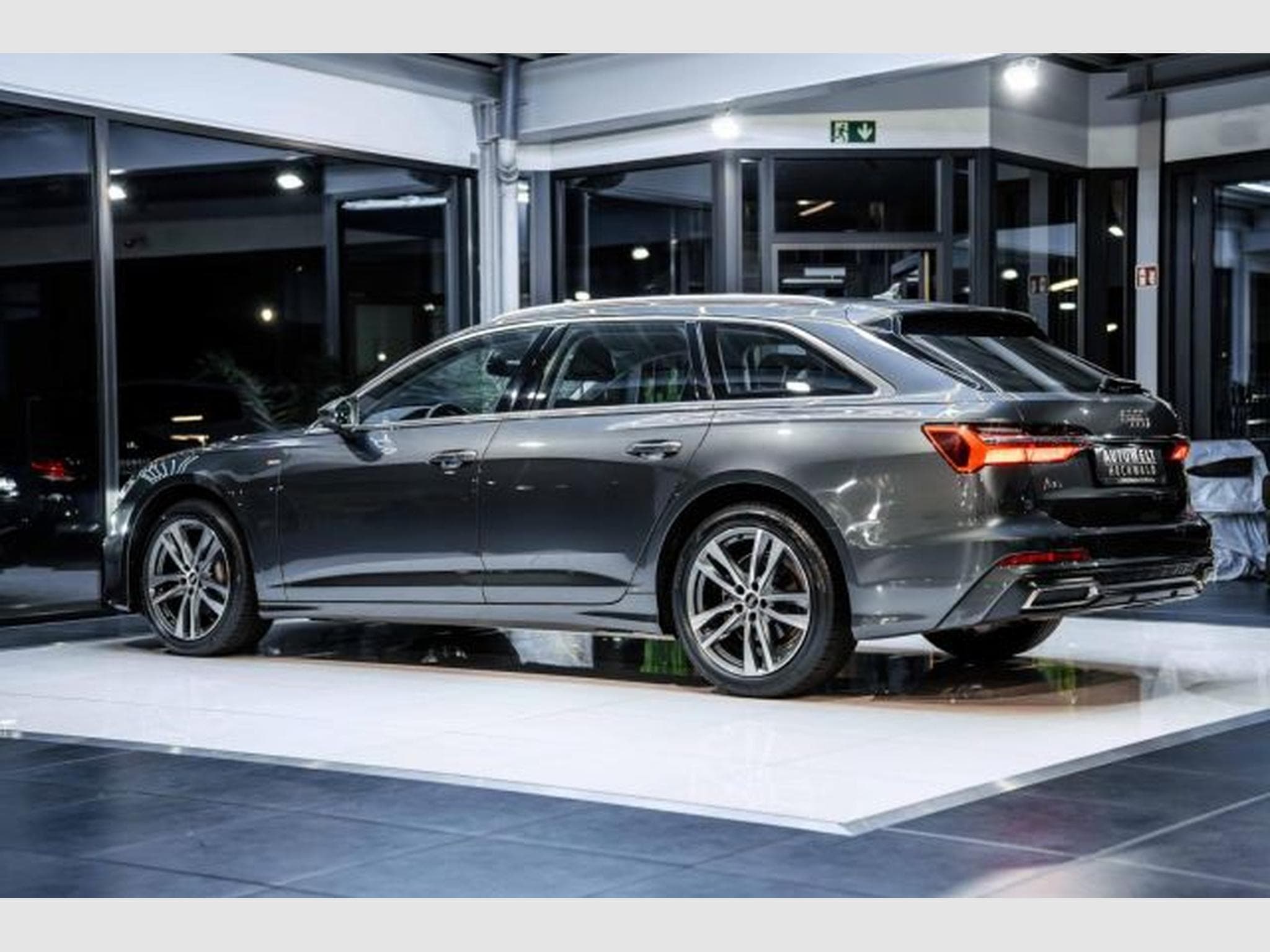 Audi A6 A6 Avant 35 TDI S-tronic S-Line NAVI LED 1.HAND (2021) - Foto 12