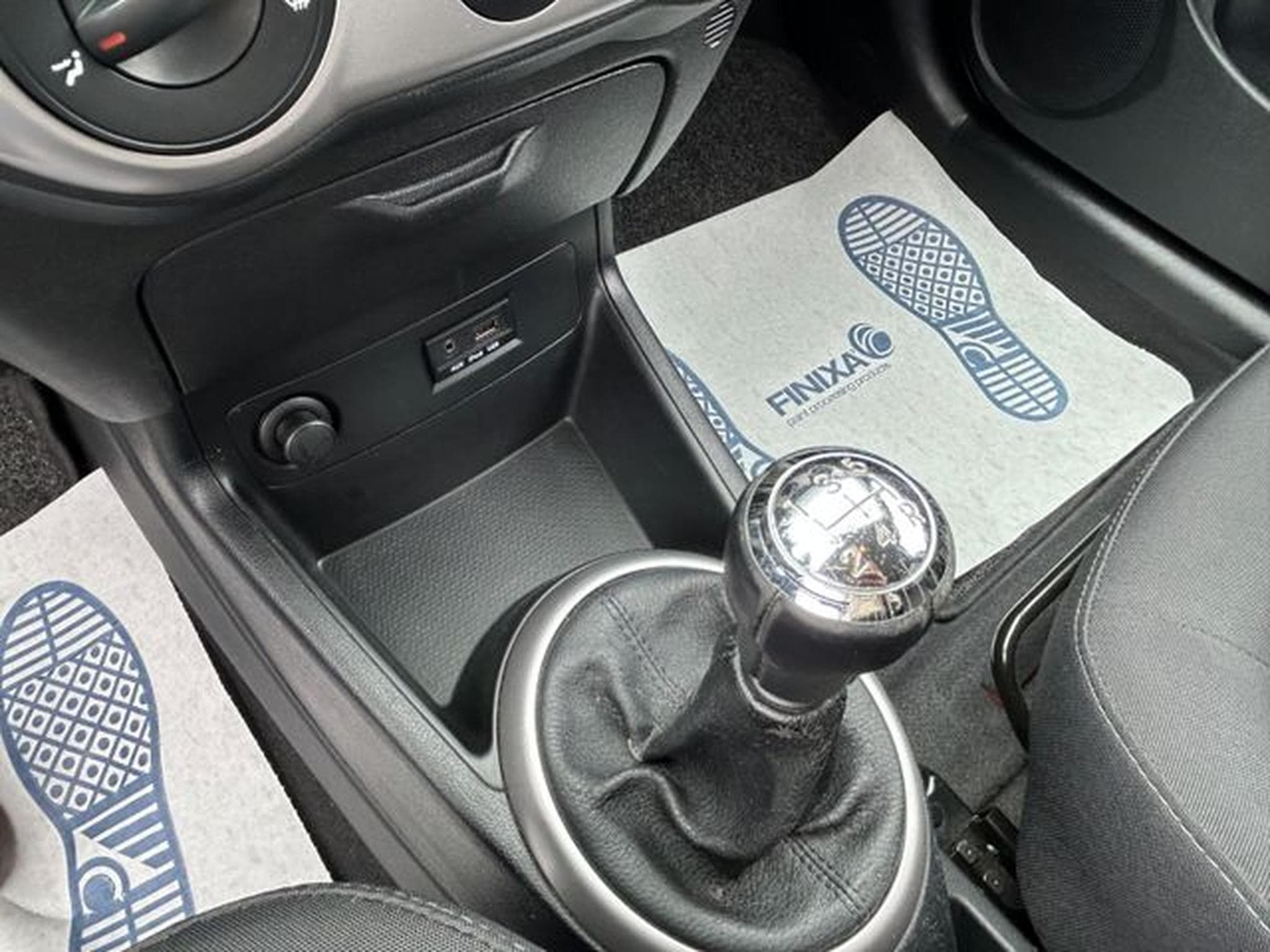 Hyundai i20 i20 Comfort *Klima*MFL*BC*2.Hand* (2009) - Photo 13