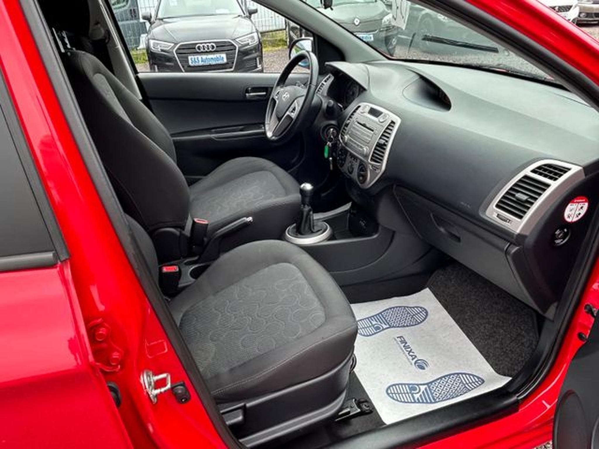 Hyundai i20 i20 Comfort *Klima*MFL*BC*2.Hand* (2009) - Photo 9