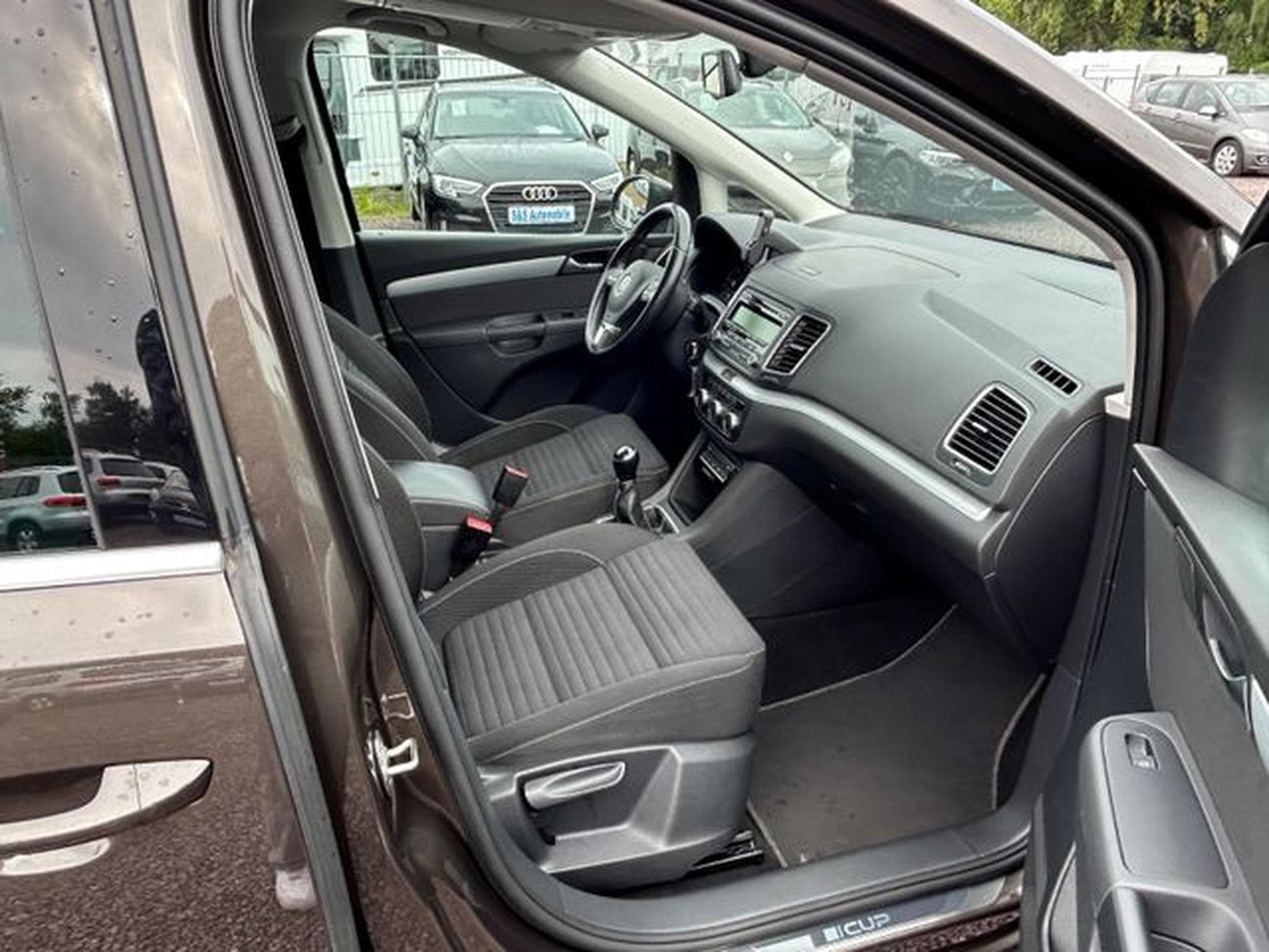 VW Sharan Sharan Cup BMT 2.0 TDI *7-Sitzer*elekt. Türen*E5 (2015) - Photo 10