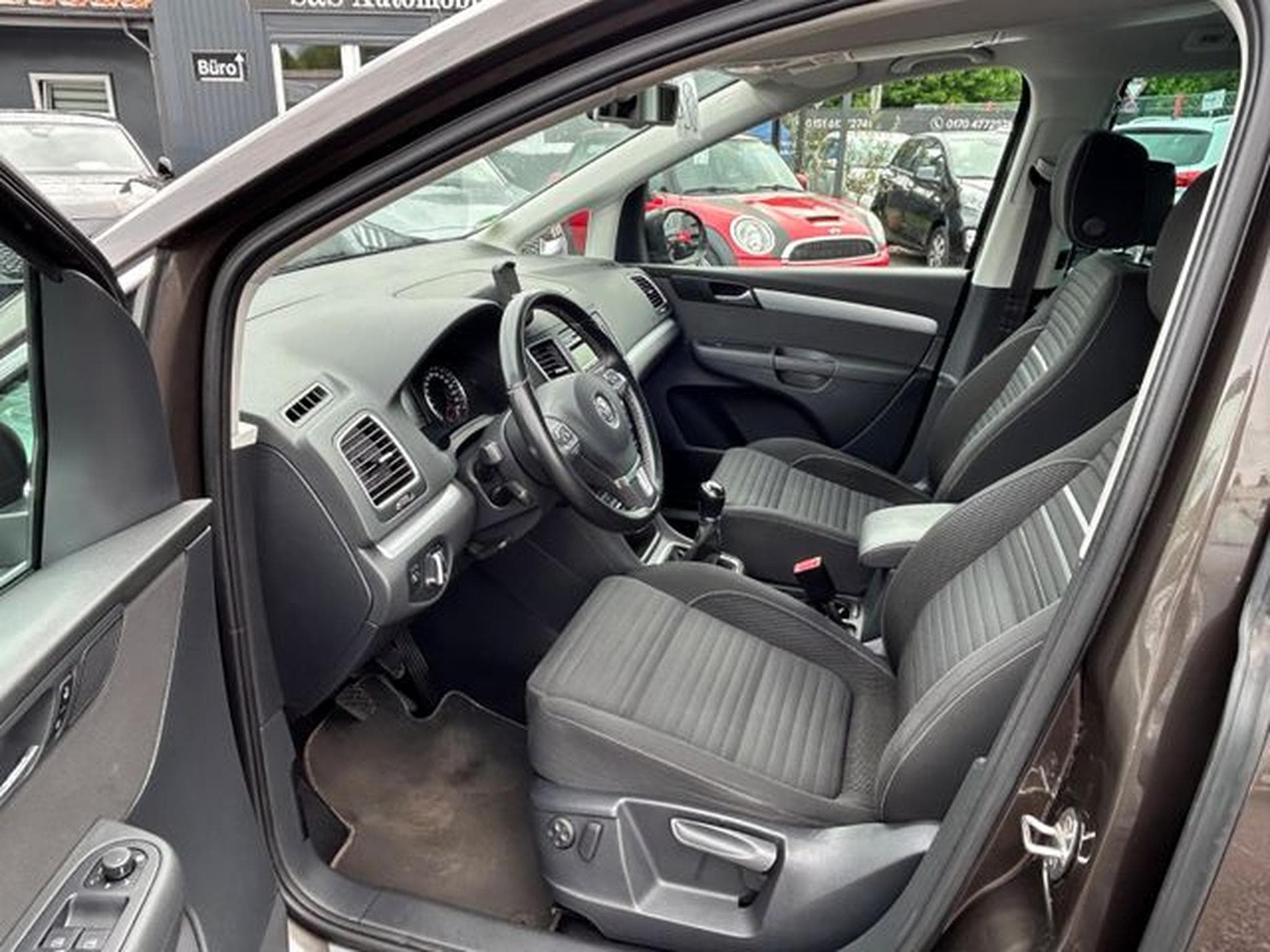 VW Sharan Sharan Cup BMT 2.0 TDI *7-Sitzer*elekt. Türen*E5 (2015) - Photo 7