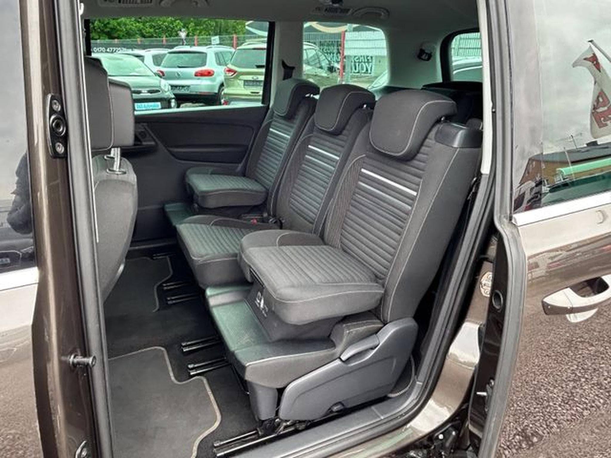 VW Sharan Sharan Cup BMT 2.0 TDI *7-Sitzer*elekt. Türen*E5 (2015) - Photo 8