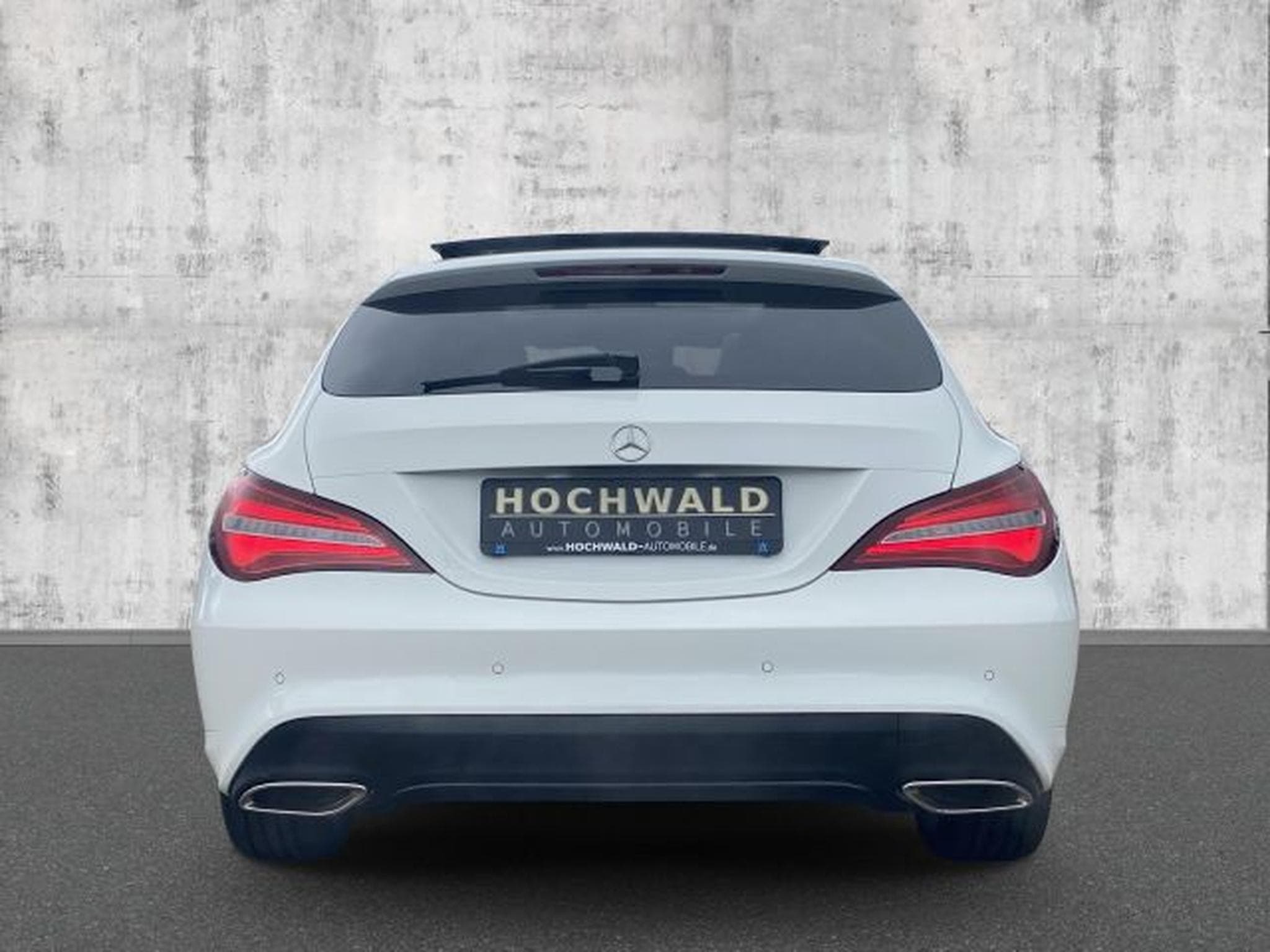 Mercedes CLA 200 CLA 200 Shooting Brake 7G-DCT NAVI PANO 18 Z AMG (2018) - Photo 4