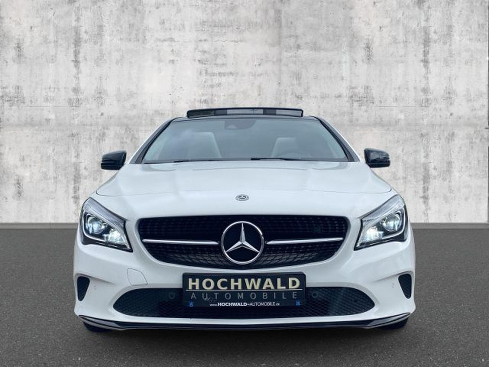 Mercedes CLA 200 CLA 200 Shooting Brake 7G-DCT NAVI PANO 18 Z AMG (2018) - Photo 8