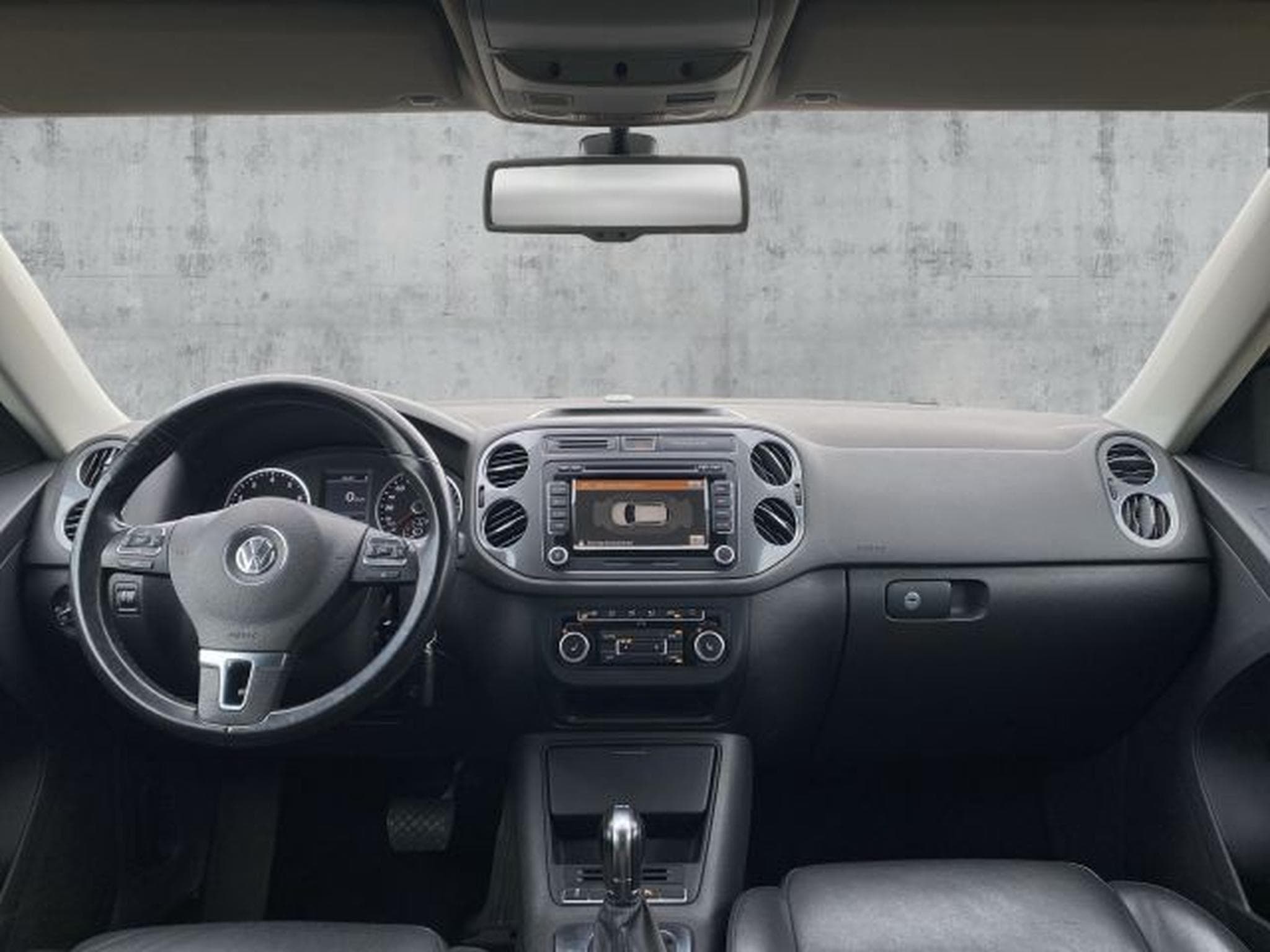 VW Tiguan Tiguan 2.0 TSI DSG 4Motion NAVI RFK BI-XENON SHZ (2013) - Photo 14