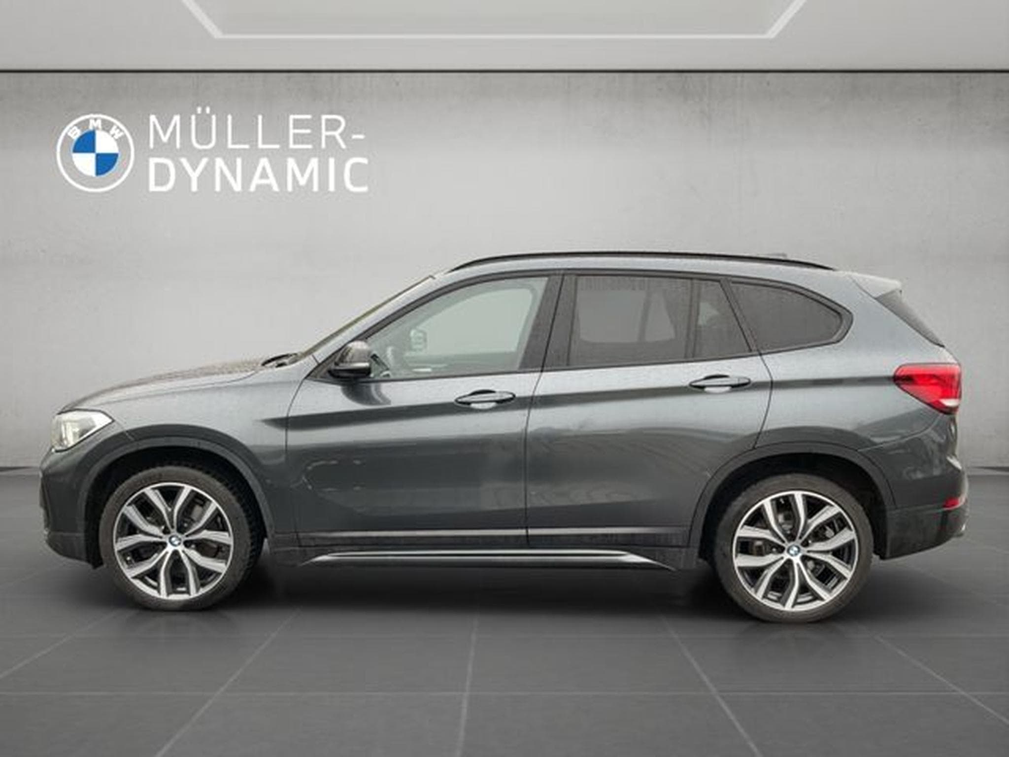 BMW X1 X1 xDrive25d SPORT LINE AUTOMATIK PANORAMA LED L (2021) - Photo 3