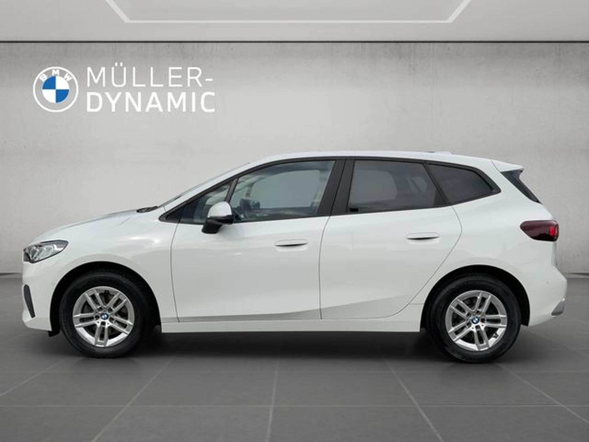 BMW 218 218d ACTIVE TOURER AUTOMATIK AHK KAMERA SHZ DAB (2022) - Photo 3